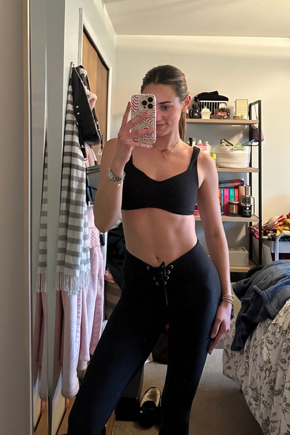 Suuuper flattering set!!! Also very soft and stretchy. Obsessed with these leggings especially. I’m size small and fits TTS. Mine is Heather black 