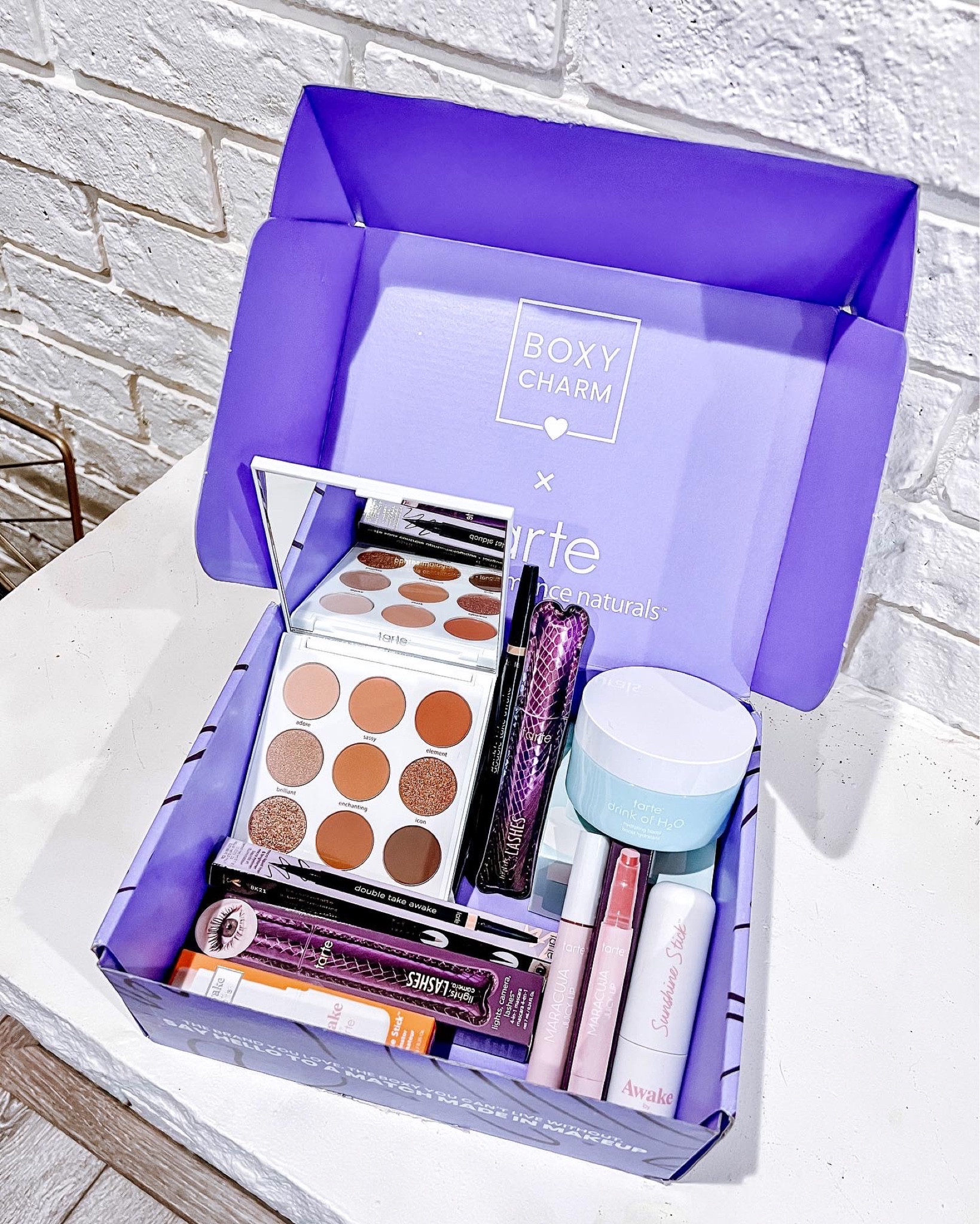 🚨TARTE PREMIUM TAKEOVER BOX is FINALLY HERE!!!🚨

@boxycharm Tarte Premium Box is finally here and I could not be more in love with it!! 💜💜💜

This months @boxycharm #giftedbyboxy #boxycharm DEFINITELY has me under its spell for #spookyseason I am so proud of them for being able to finally collaborate with @tartecosmetics to give me my personal preferences I wanted in my box this month and they ABSOLUTELY nailed the #makeup selection for me!! 💜

The Best thing about @boxycharm is they are full size subscription boxes you can get WITHOUT  the FULL PRICE!! 

their subscription allows you to build your dream  #beauty collection of your most favorite brands including hottest brands such as @tartecosmetics for only $25 a month If you choose to use my link below 👇🏼( I think it’s a #GORGEOUS DEAL 💜! 😘)

https://glnk.io/3r5p/almostreadyallyblog

In shorter words you are able to try the absolute BEST for LESS! 

@boxycharm didn’t not disappoint my box this month and will continue to use them! Thank you sooo much @boxycharm for asking about my preferred makeup brands and #cosmetics and sending me exactly what I needed and wanted! 

Can not wait to post my #makeuplooks and #boxycharmxtarte #boxycharmxtartecosmetics ! 💜

I will share my #unboxing in my stories for you all to grab the link to shop if you so choose, trust me, you don’t want to miss it!! 💜💜 

#LTKbeauty #LTKHalloween #LTKSeasonal