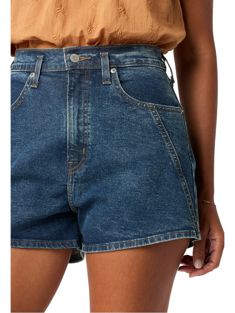 Levi Strauss Signature Women's Vintage A-Line Seamed Shorts, Sizes 0-14 - Walmart.com | Walmart (US)