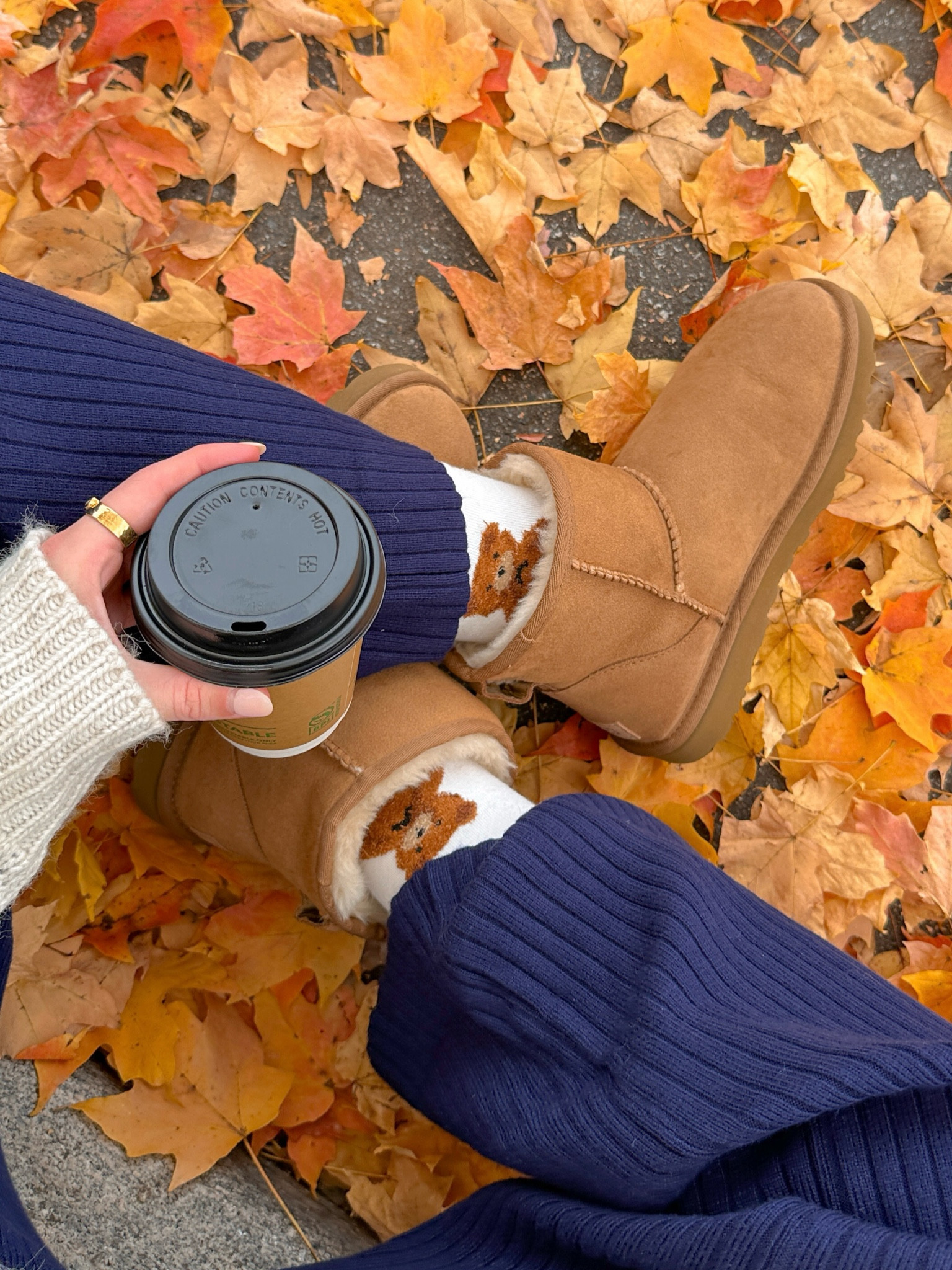 🧸🧡✨code HILLARY will help you save for these pants & I can’t get over these socks- SO cute! 

#LTKFindsUnder50 #LTKSeasonal #LTKHoliday