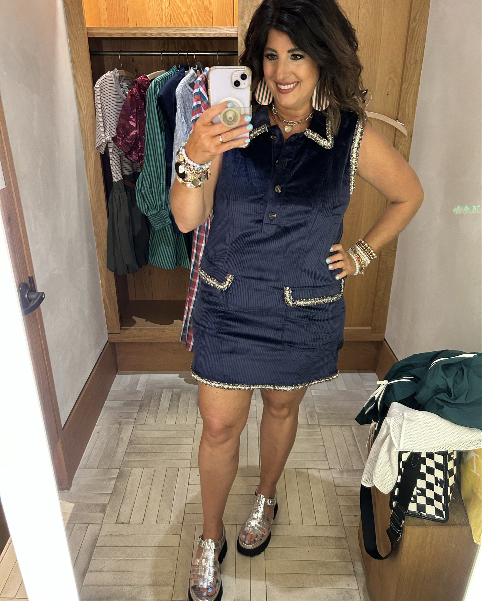 Cutest corduroy overall dress!!! Is so soft & would be so cute paired with tall boots! Can’t wait for cooler weather to layer a lace top underneath. 

#LTKWorkwear #LTKStyleTip #LTKMidsize