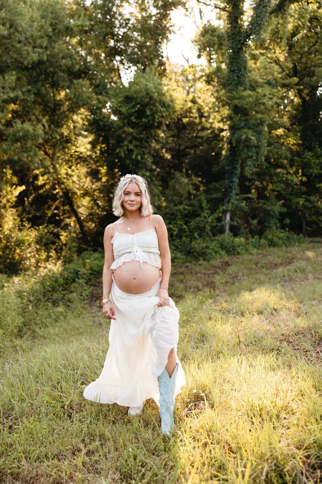 family photo outfit ideas for a maternity shoot

#LTKSeasonal #LTKFamily #LTKBump