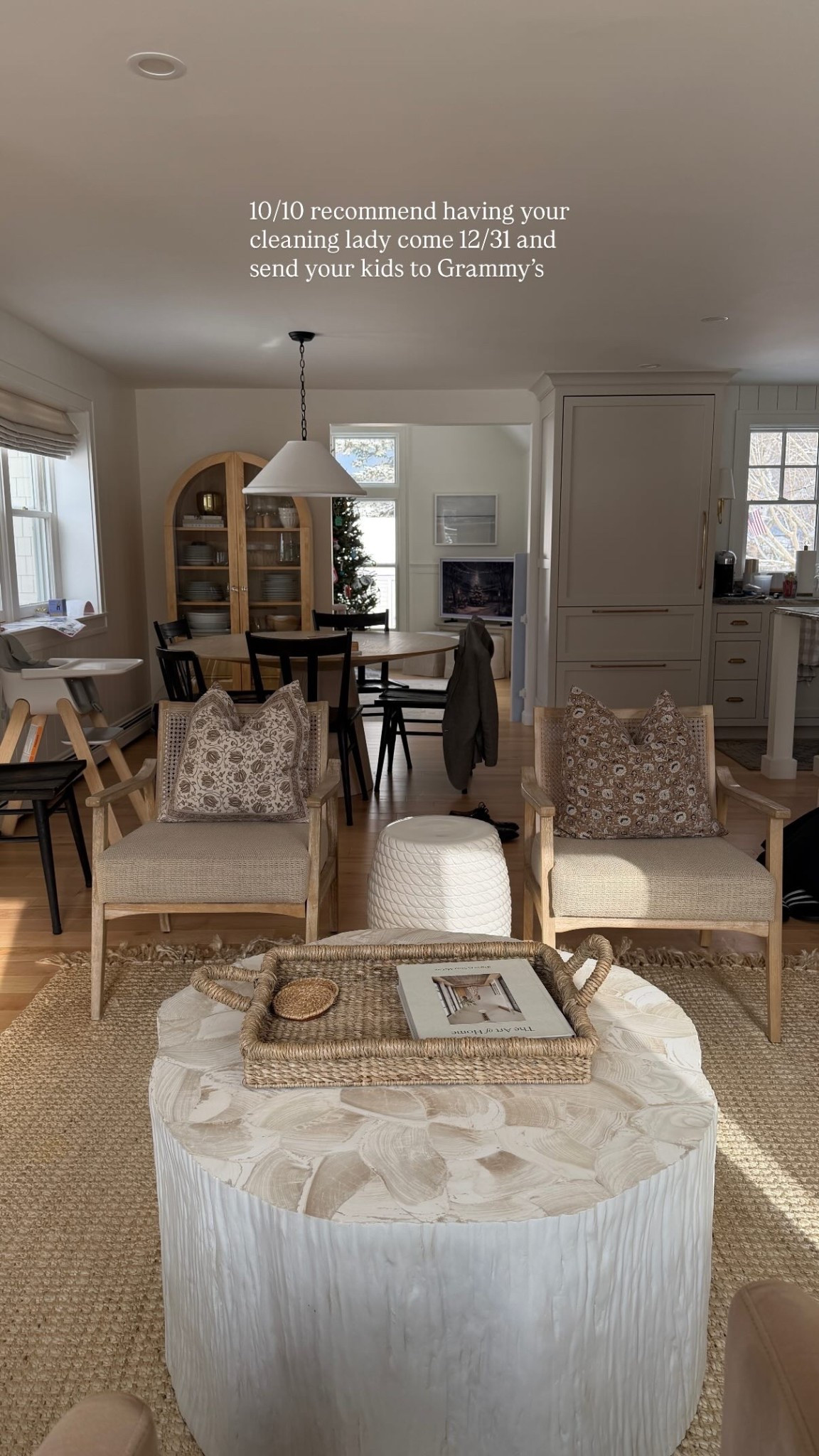 Enjoying the neutral New Year home view 