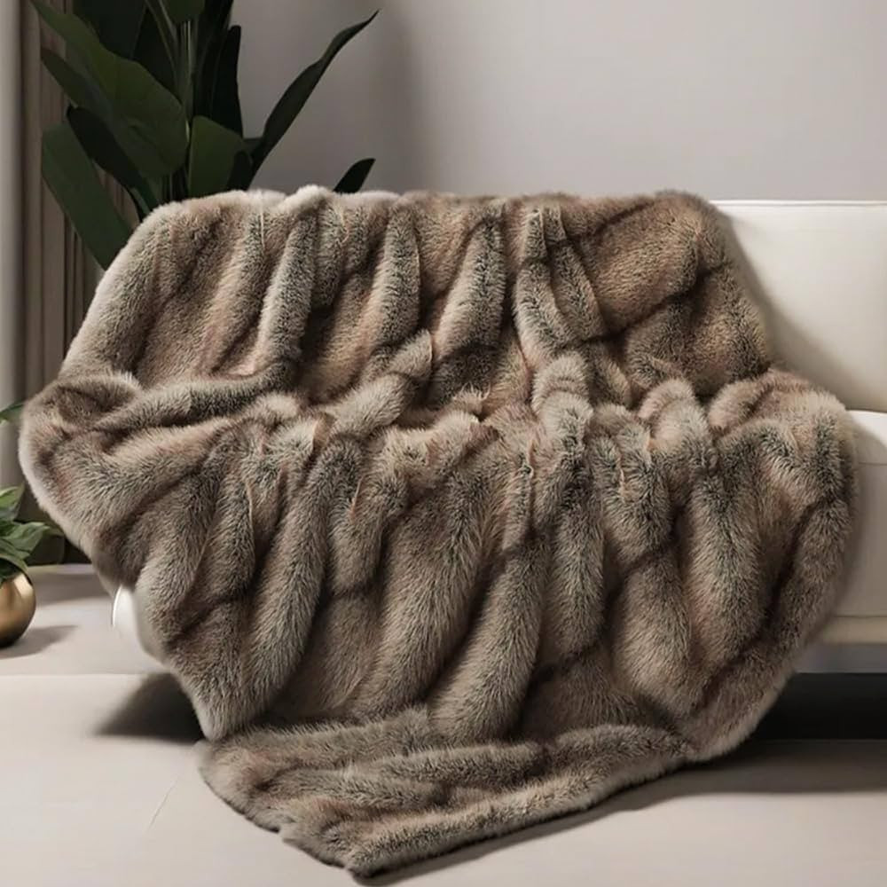 INCHGRASS Faux Mink Fur Blanket Luxury Fur Throw Blanket Sofa Fluffy Blanket Super Warm Elegant Cozy Fuzzy Throw Blankets for Couch,Armchair and Bed Washable Plush Blankets 74"x60" Brown Throw Blanket | Amazon (US)