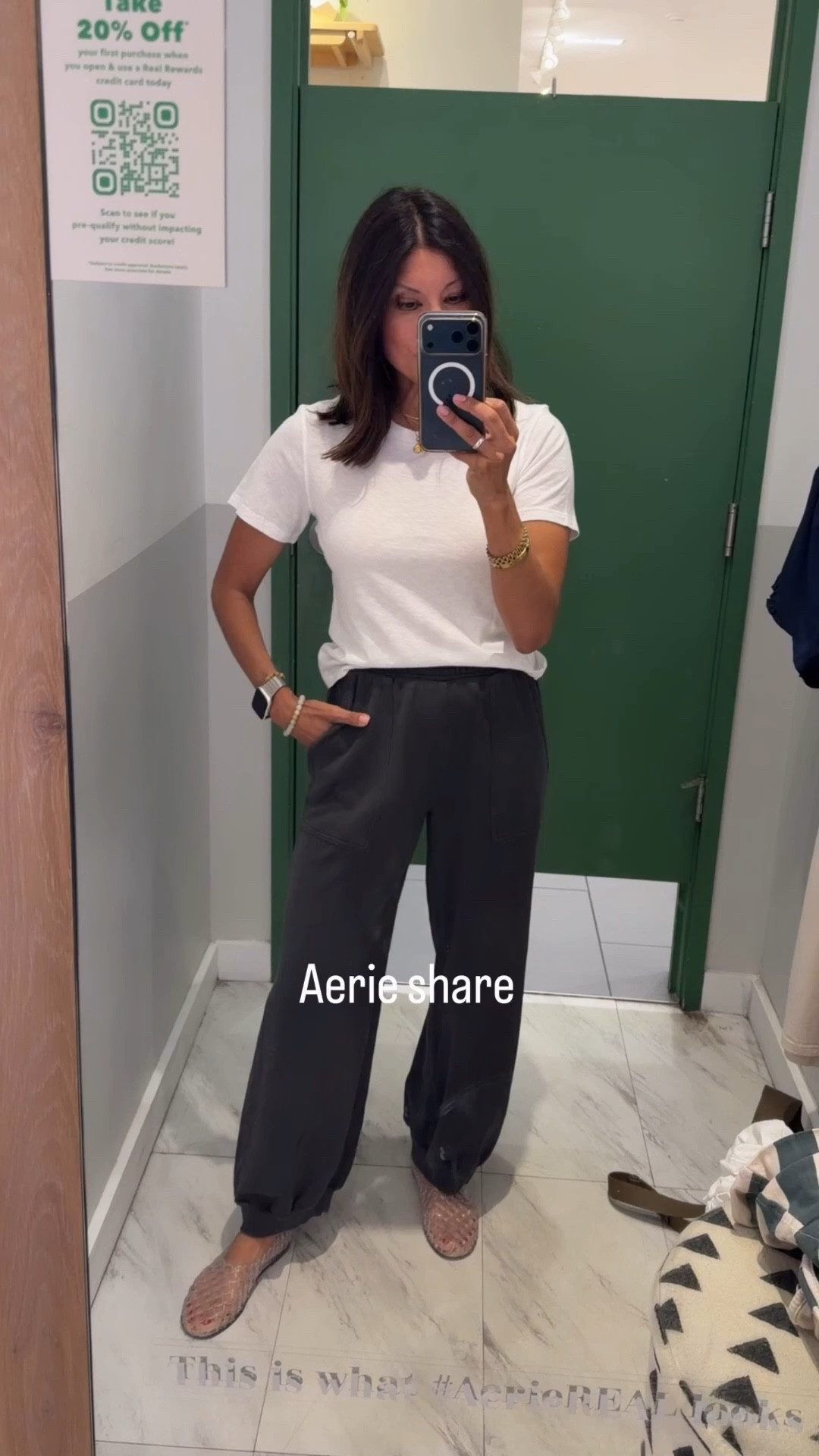 This is a simple outfit I will definitely wear. Would be cute with sandals too. 
@Aerie 
Wearing small in top
Xs in bottoms 
Shoes tts 



#LTKOver40 #LTKPetite #LTKTravel