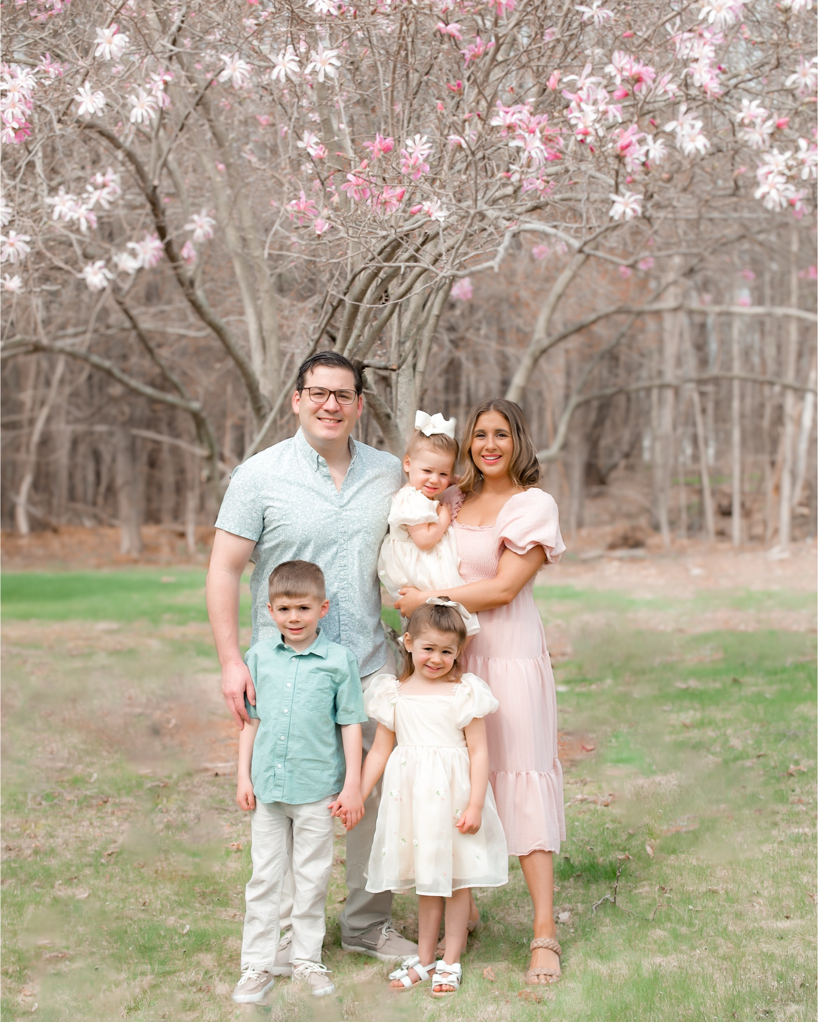Easter family outfits, easter outfits, kids Easter outfit, baby Easter outfit, boy Easter outfit, girl Easter outfit, men’s easter outfit, women’s Easter outfit, spring family photo outfits, family photo outfits, spring family picture outfits, family picture outfits, family outfits, family coordinating outfits, spring outfits 

#easteroutfits #familyeasteroutfits #springfamilyphotooutfits #springfamilypictureoutfits #springfamilypictures

#LTKfamily #LTKkids#LTKFamily 

#LTKKids #LTKSeasonal