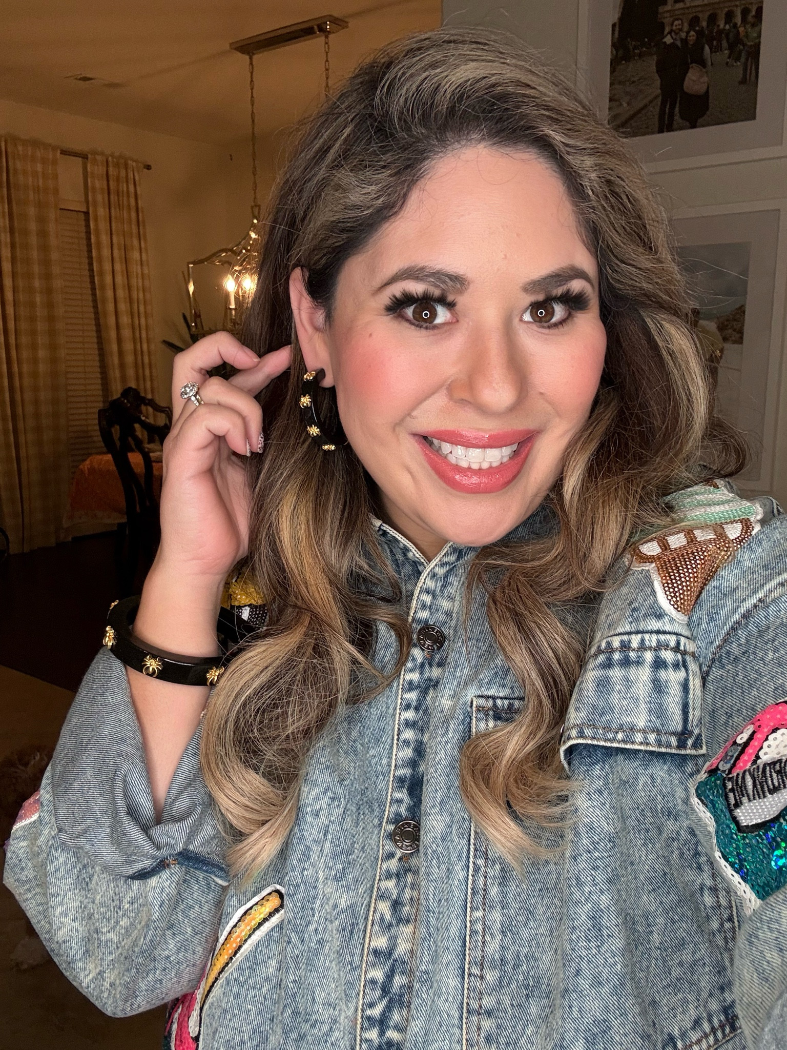 Snag these @canvasstyle Halloween Earrings and Bracelets! They are so cute, lightweight, and on SALE!! 

These would make the perfect Teacher Gift or accessories for any Halloween Party 🎃

#canvasstyle #halloween #halloweenjewelry #stylinbrunette #salealert 

#LTKHalloween #LTKFindsUnder50 #LTKSaleAlert