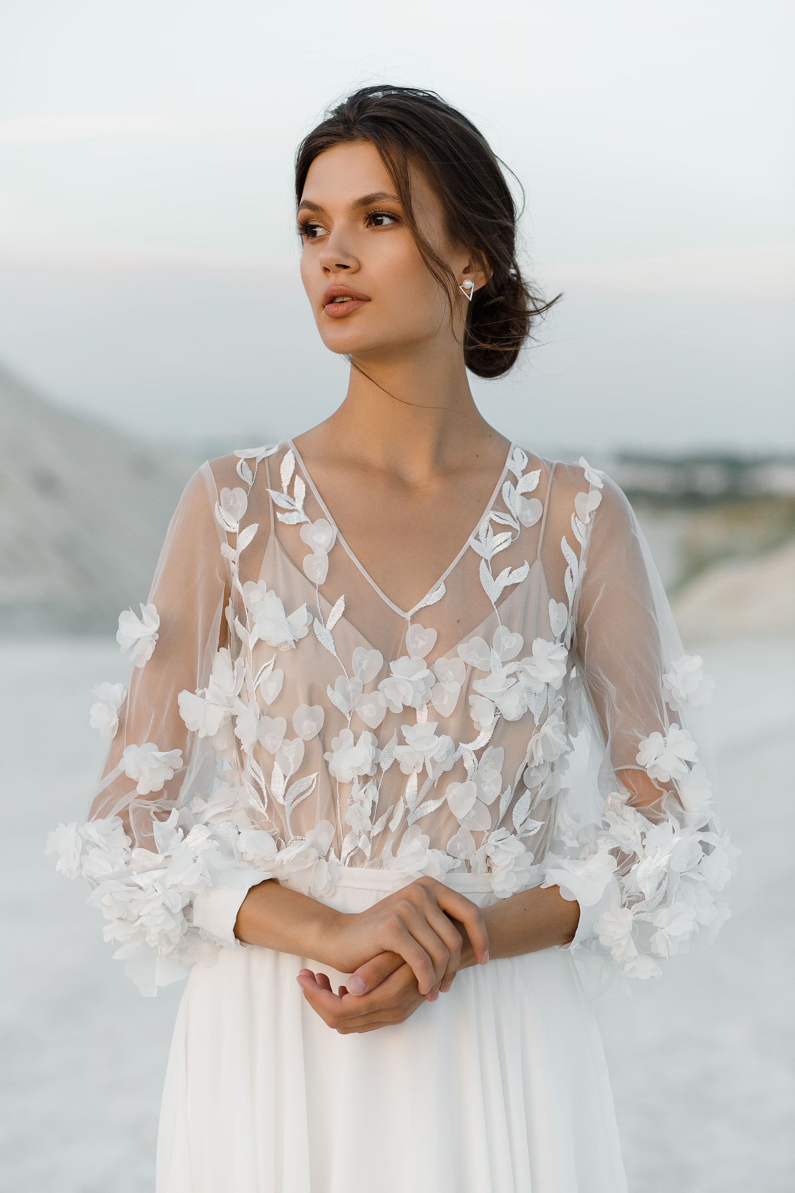Lace wedding dress Beach, Flowy wedding dress Flower, Reception dress Mod, Romantic bridal dress ... | Etsy (US)
