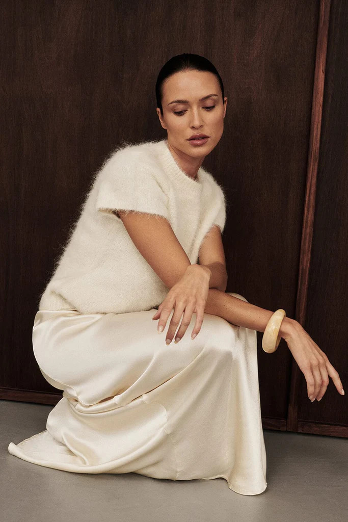 SALMA IVORY CAP SLEEVE KNIT TOP | DISSH