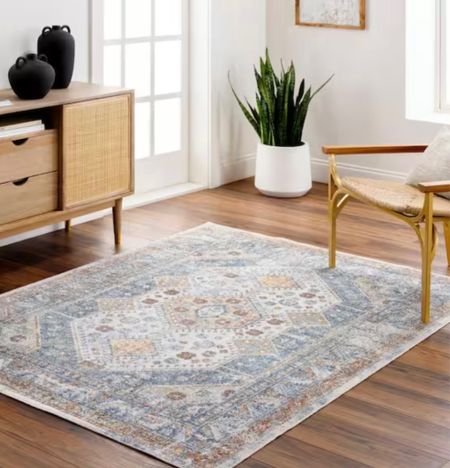 Living room rug, classic style, preppy, traditional home