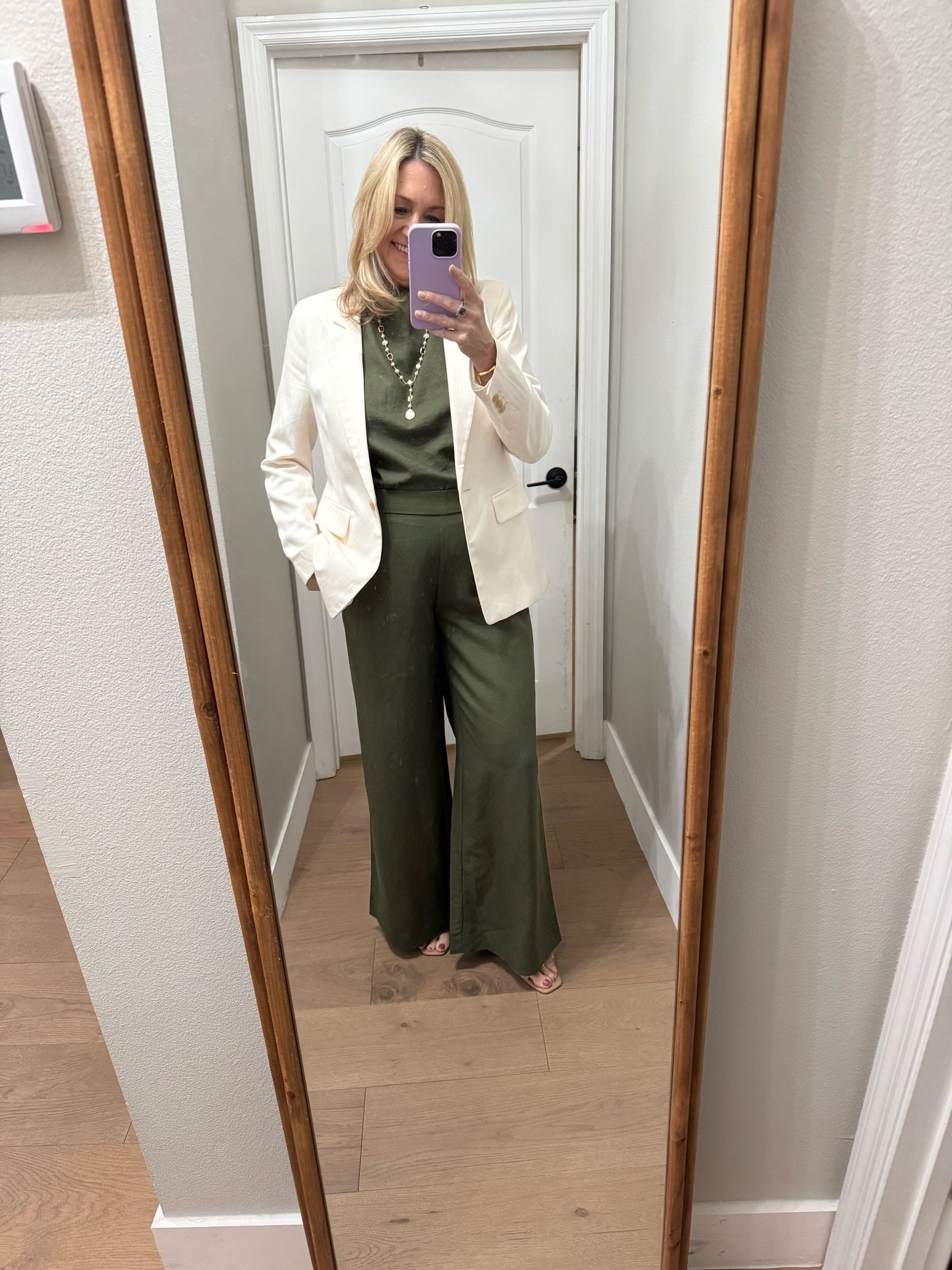 Work outfit, business casual outfit, wide leg pants

#LTKootd #LTKWorkwear #LTKSeasonal