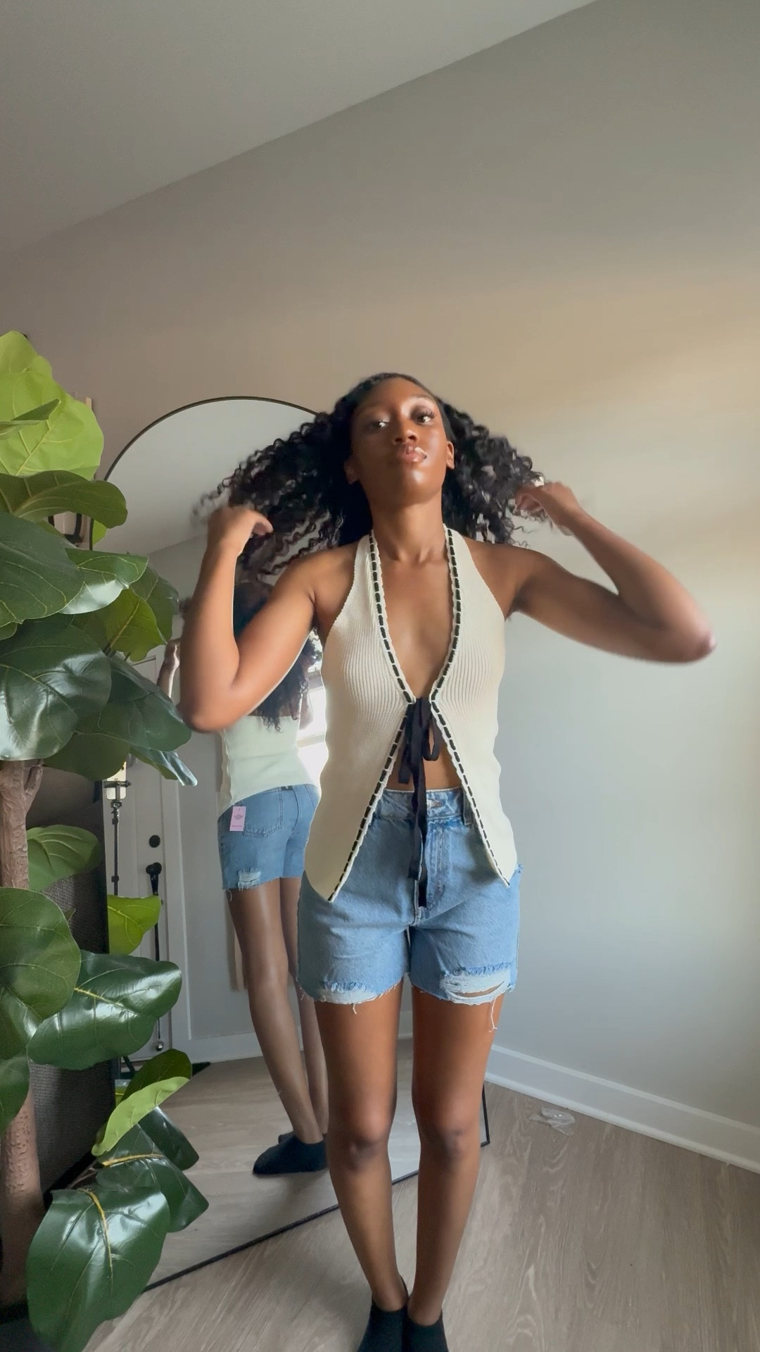 Cream and black summer top spring shirt vacation top mom shorts outfit inspoo

#LTKFindsUnder100 #LTKFindsUnder50 #LTKStyleTip