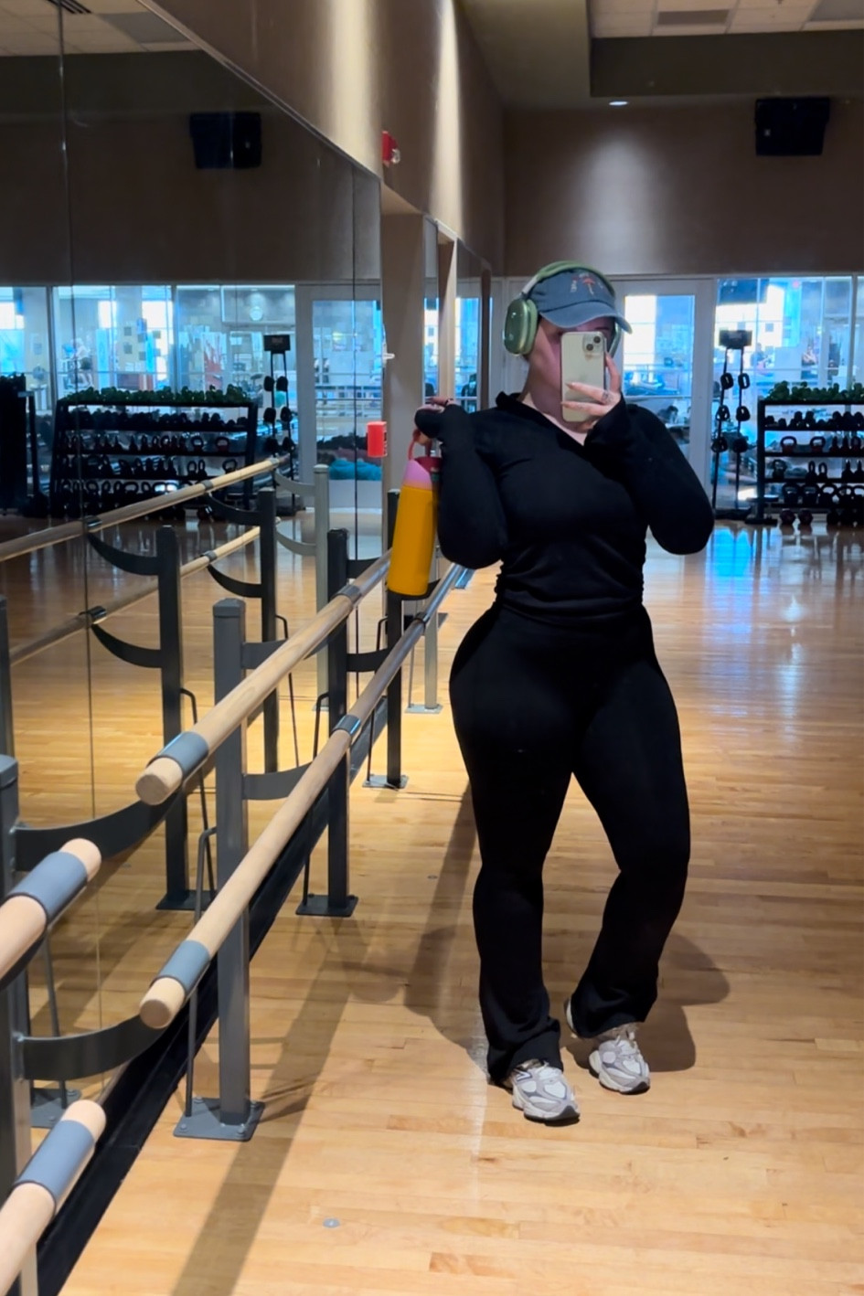 getting locked in at the gym🫡

#LTKfitness #LTKmidsize #LTKGala