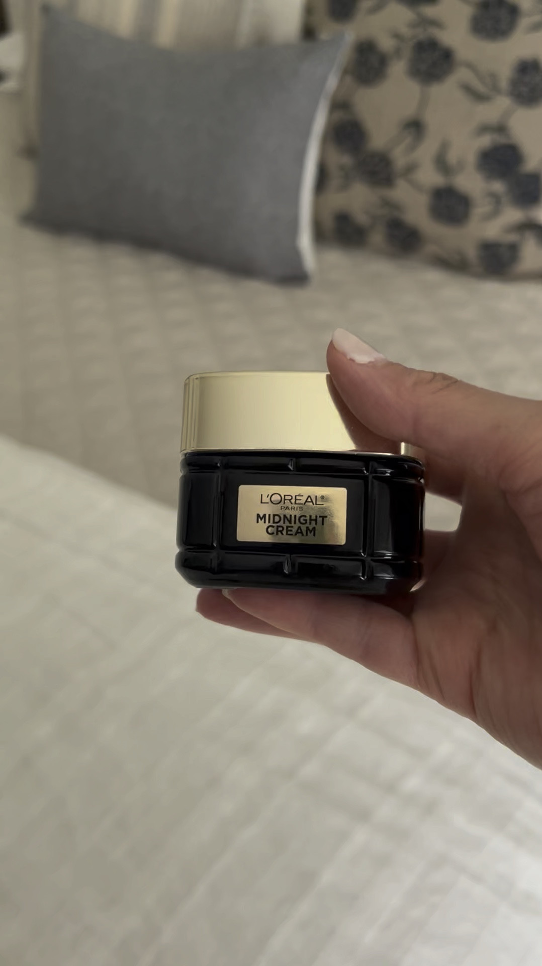 I’m finally trying the L’Oreal midnight cream that I purchased during prime I absolutely love it. Highly recommend.
Amazon 
Amazon beauty 
Loreal 
Midnight cream 

#LTKBeauty #LTKVideo #LTKOver40