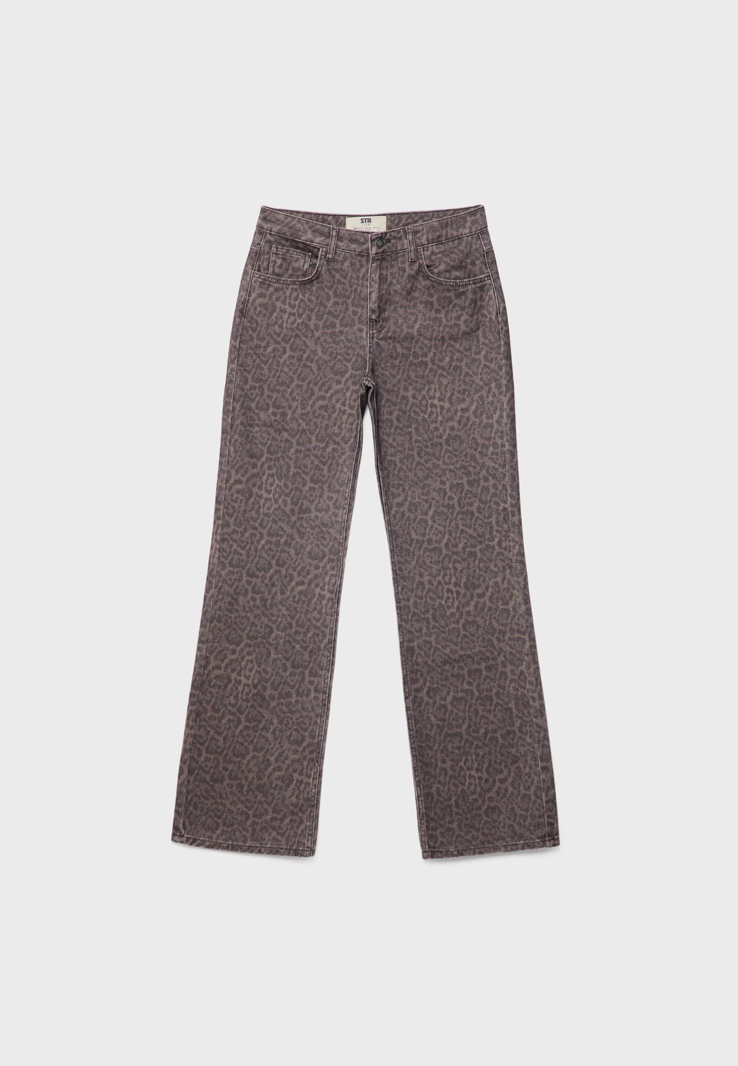 Straight-Fit Hose im Leoparden-Look | Stradivarius DE