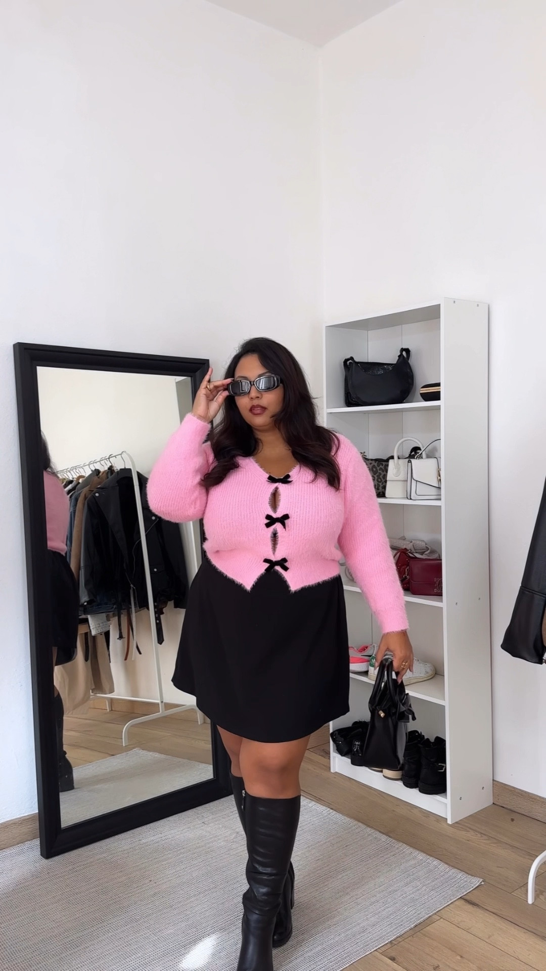 Sweater and mini skirt 🎀

#sweater #miniskirt #curvy #midsize #plussize

#LTKgrwm #LTKcurves #LTKmidsize