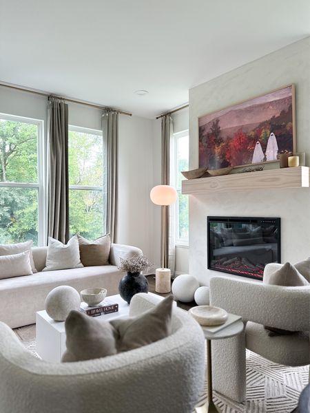 warm modern living room inspo
#homeinspo
#neutralhome

#LTKHalloween #LTKSeasonal #LTKhome