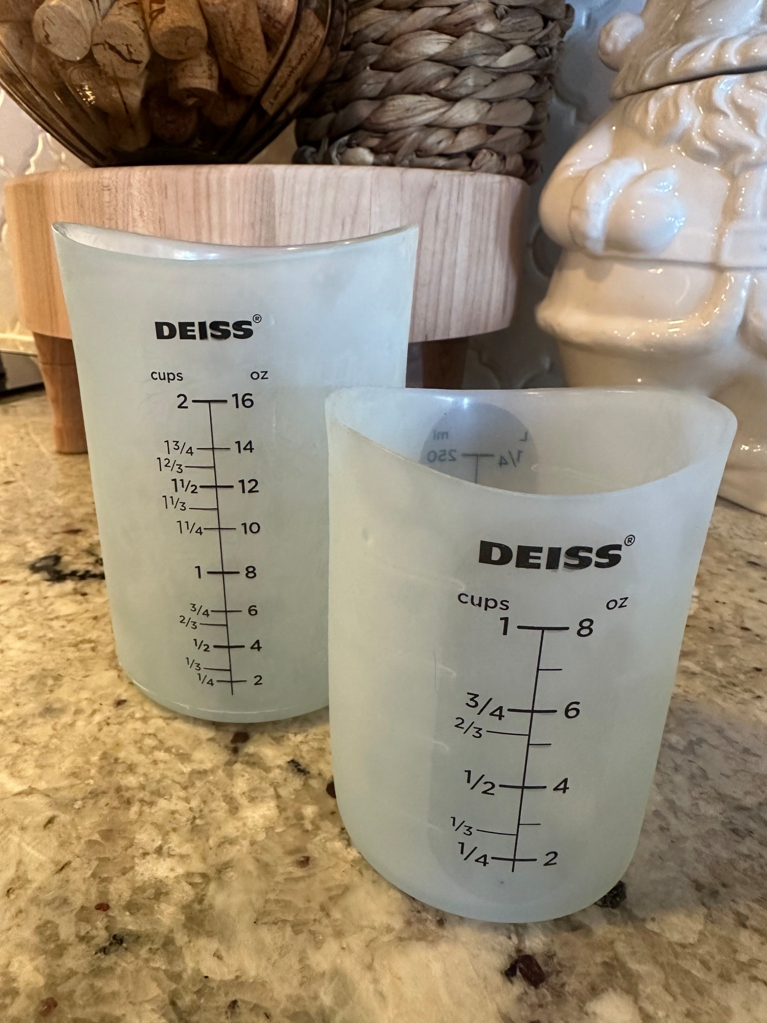 I’ve been using these silicone measuring cups from Deiss daily! They are so helpful, and great when you want to pour liquids without spilling. Great stocking stuffer! 

#LTKGiftGuide #LTKfoodie #LTKHoliday