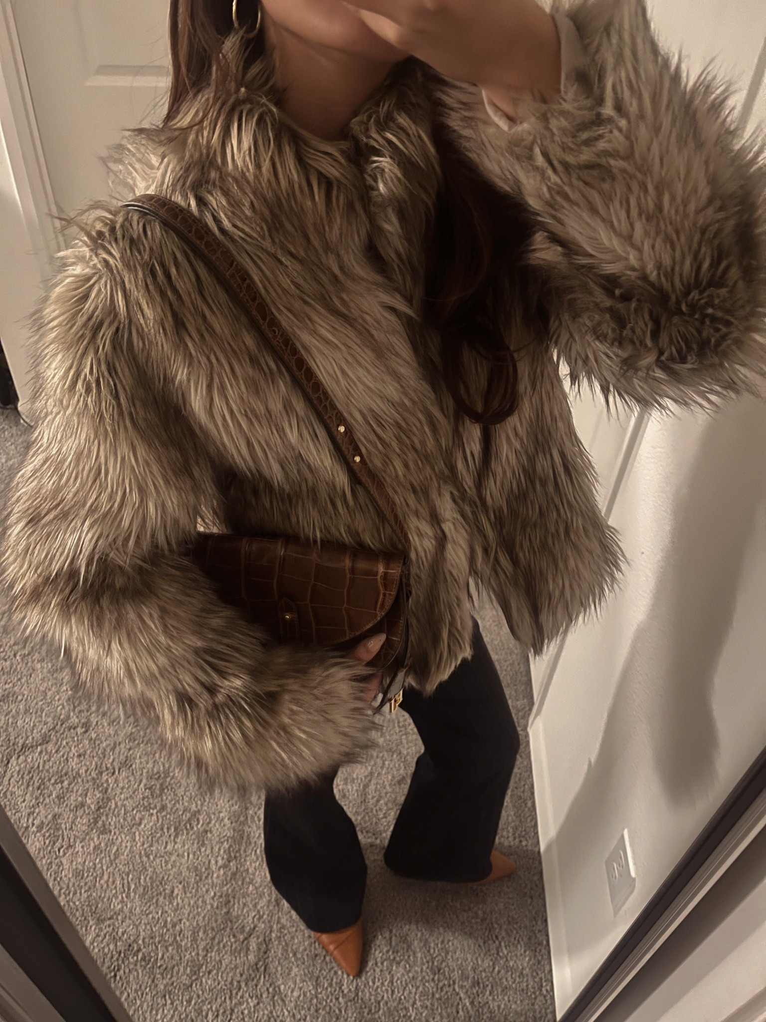 Thanksgiving outfit ready ft this cozy faux fur coat, some stretchy trousers, my favorite espresso brown purse, and pointed toe flats ✨

#LTKFindsUnder100 #LTKSeasonal #LTKHoliday