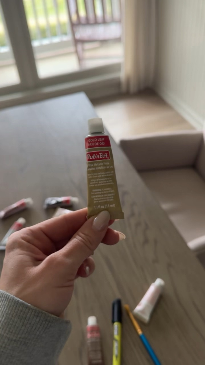 Trying Rub ‘N Buff for the first time! It’s so cool! You just rub it on to make basically any surface metallic! Rub n buff, diy crafts, come stay awhile, Amanda Vernaci.