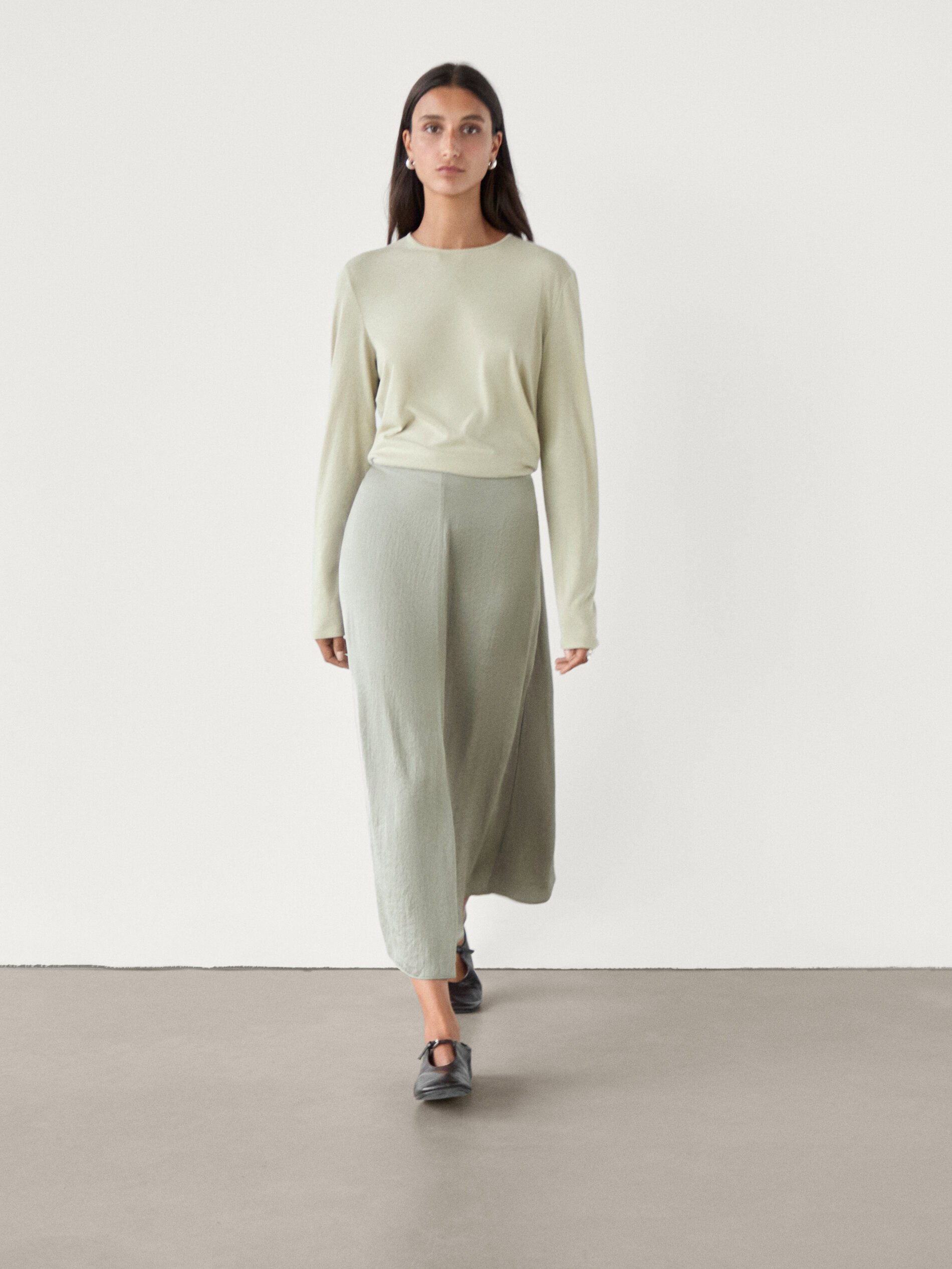 Satin voluminous co-ord midi skirt | Massimo Dutti US