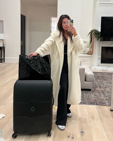 Travel day outfit🖤 

My adidas samba sneakers are so comfy for travel & they’re finally back in stock! Order now - they sell out fast 🫶🏼

Travel outfit; travel style; airport outfit; casual outfit; winter outfit; adidas; adidas samba; black trousers; wide leg trousers; mom outfit; sherpa coat; white fuzzy coat; Christine Andrew 

#LTKSeasonal #LTKshoecrush #LTKtravel