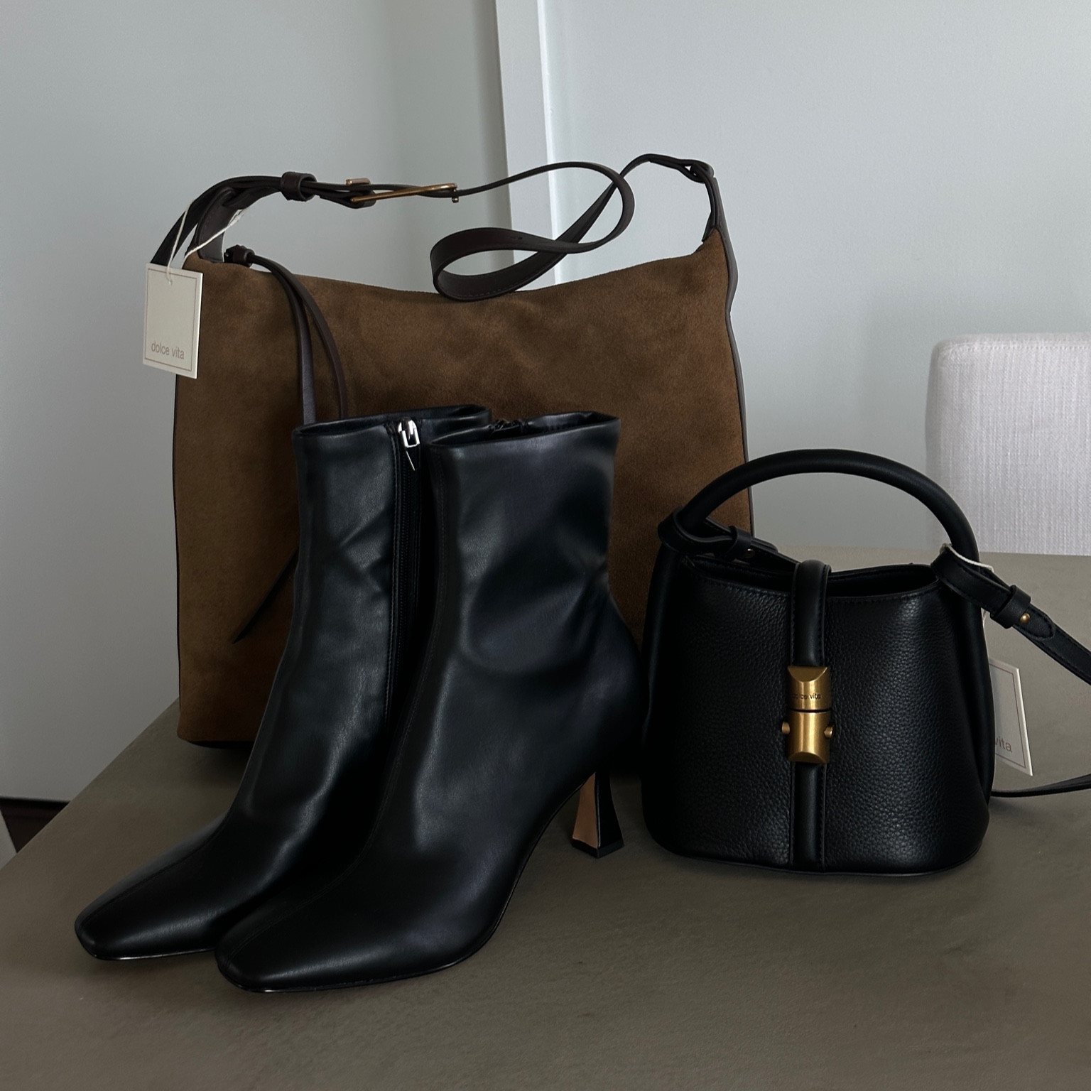 Newest additions to my Fall wardrobe from Dolce Vita — suede maxi bag + black leather mini bucket bag & the cutest square toe booties (TTS) 