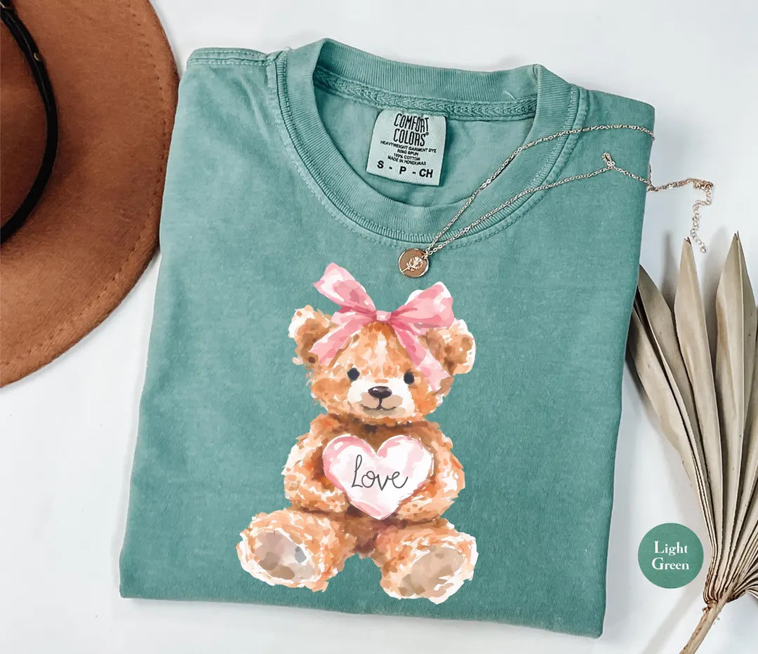 Vintage Watercolor Bear Valentine Comfort Colors® Shirt | Retro Valentine's Day Shirts | Women's... | Etsy (US)