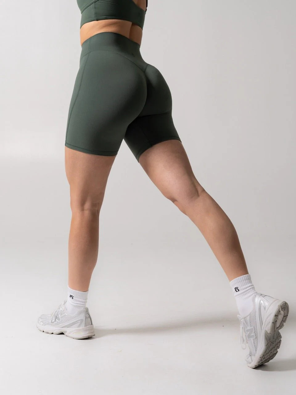 Poshknit Aggressive Scrunch Short 7" - Limon Pepino | Buffbunny Collection