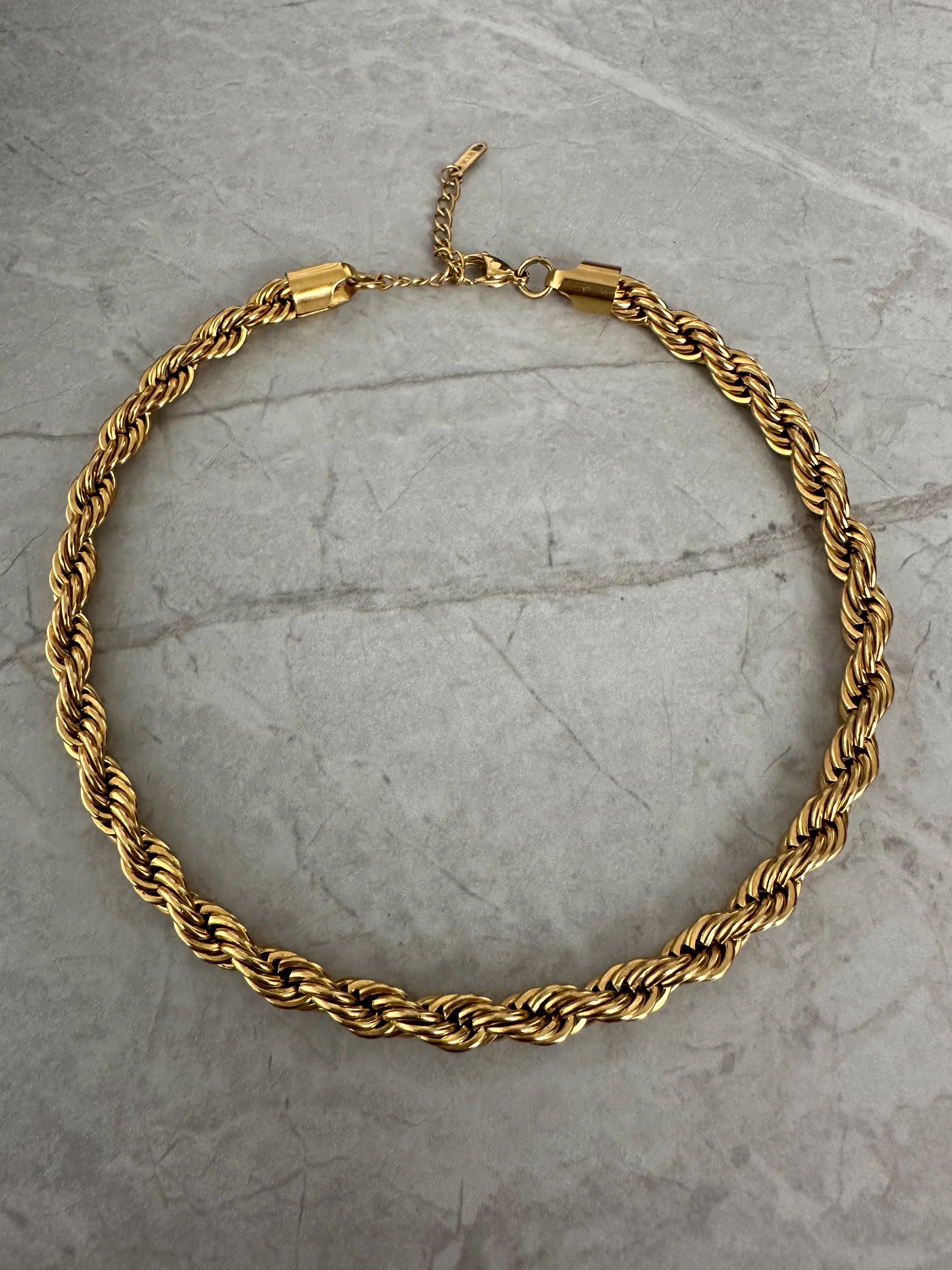 Twist Rope Necklace | Saint Fatale