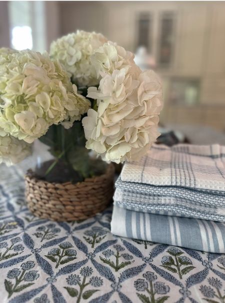 Classic coastal home decor looks for less | Serena & Lily inspired 

#LTKHome