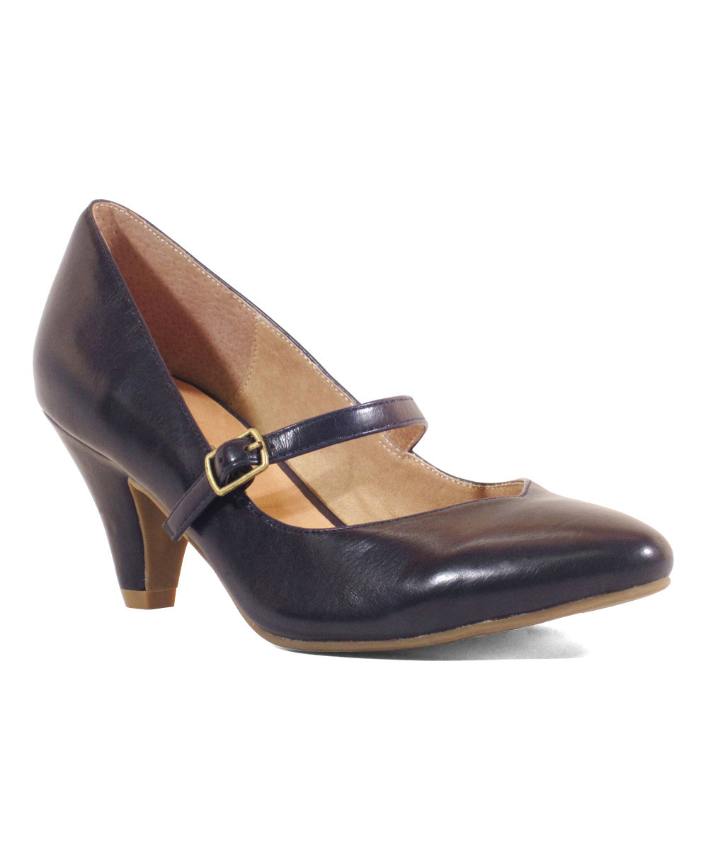 Chelsea Crew Women's Pumps NAVY - Navy Gamma Pump - Women | Zulily