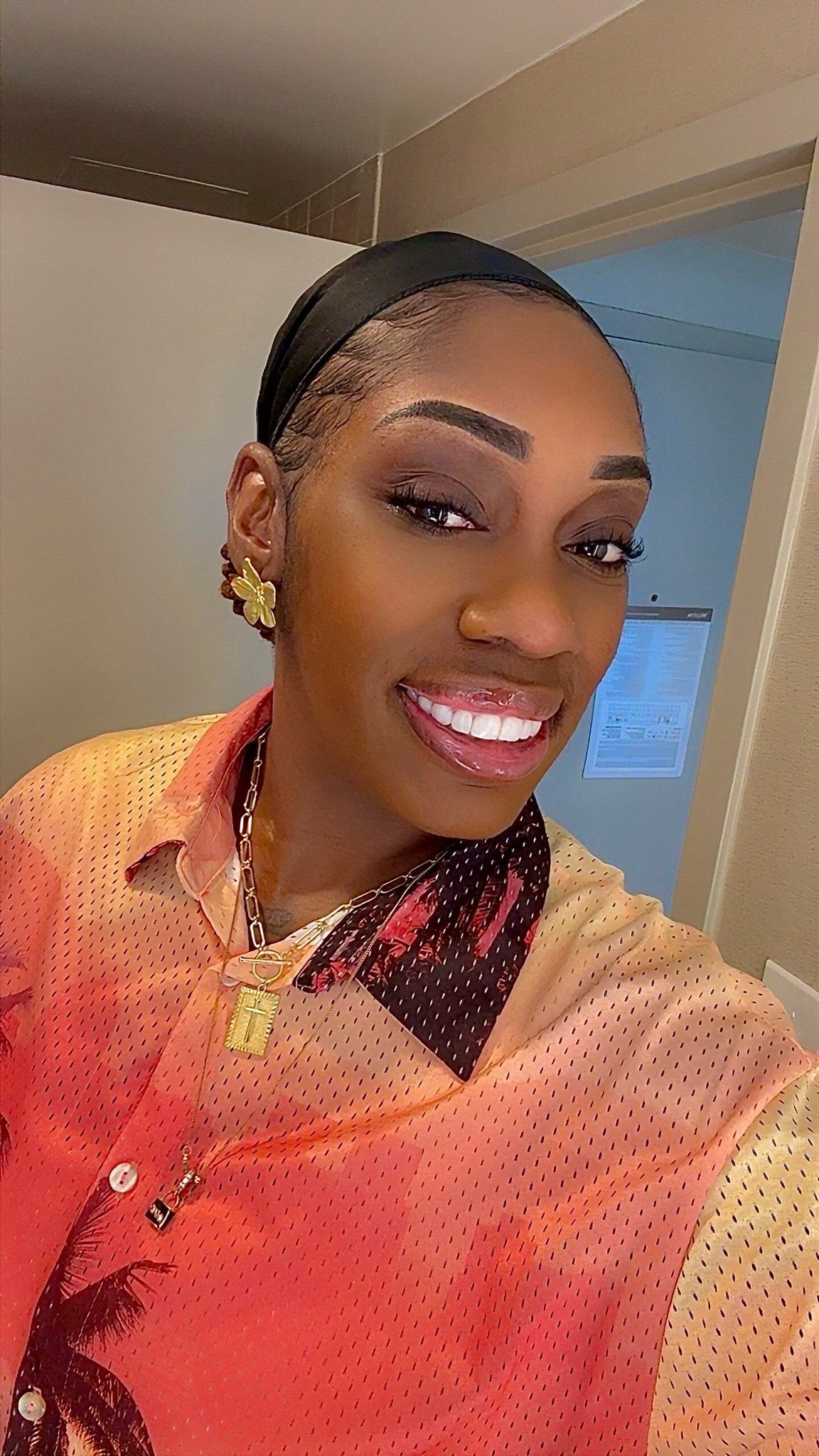 Face card with a Summer 2 piece set from @amazonfindsandfashion Fashion Nova 💖🧡💛🖤

#LTKootd #LTKBeauty #LTKTall