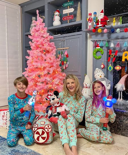 Bring the magic of Disney home this holidays! 

I found so many great deals and the cutest matching Christmas pajamas too! 



#LTKkids #LTKfamily #LTKHoliday
