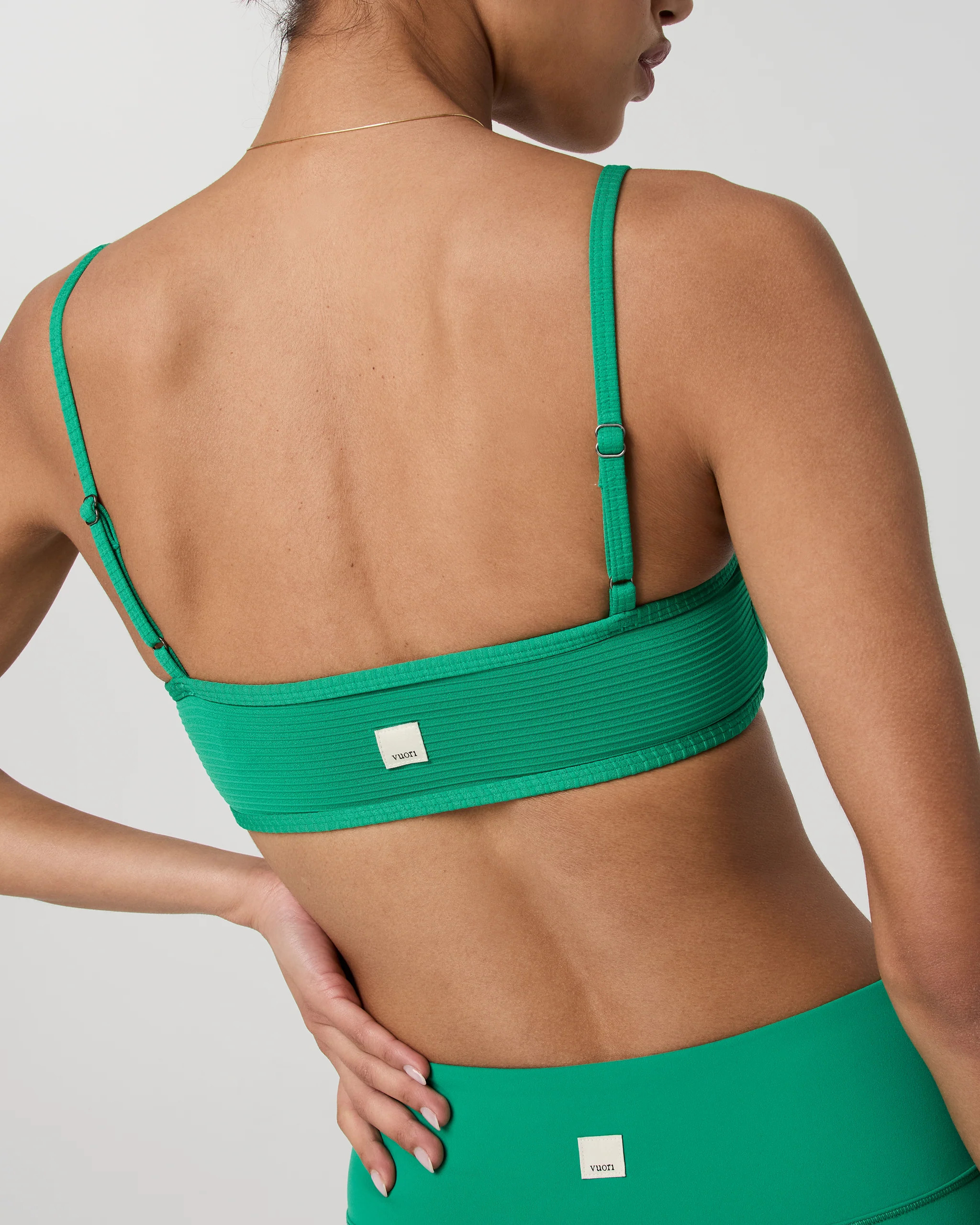 Skyline Bra \u2013 Women's Emerald Performance Sports Bra \u2013 Vuori | Vuori Clothing (US & Canada)