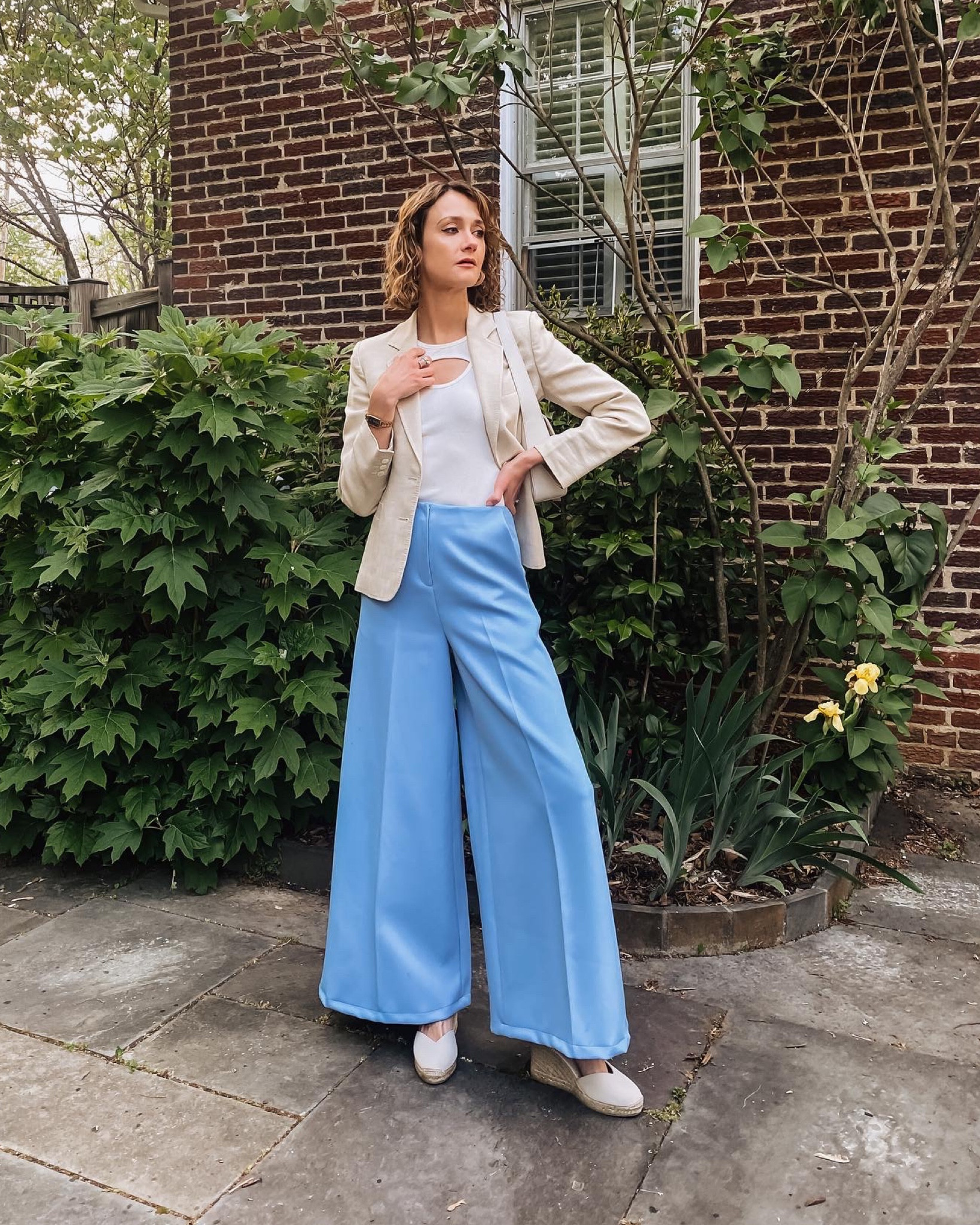 Fun pants with a linen blazer & espadrilles for a spring dinner date night! 

#LTKSeasonal #LTKshoecrush #LTKstyletip