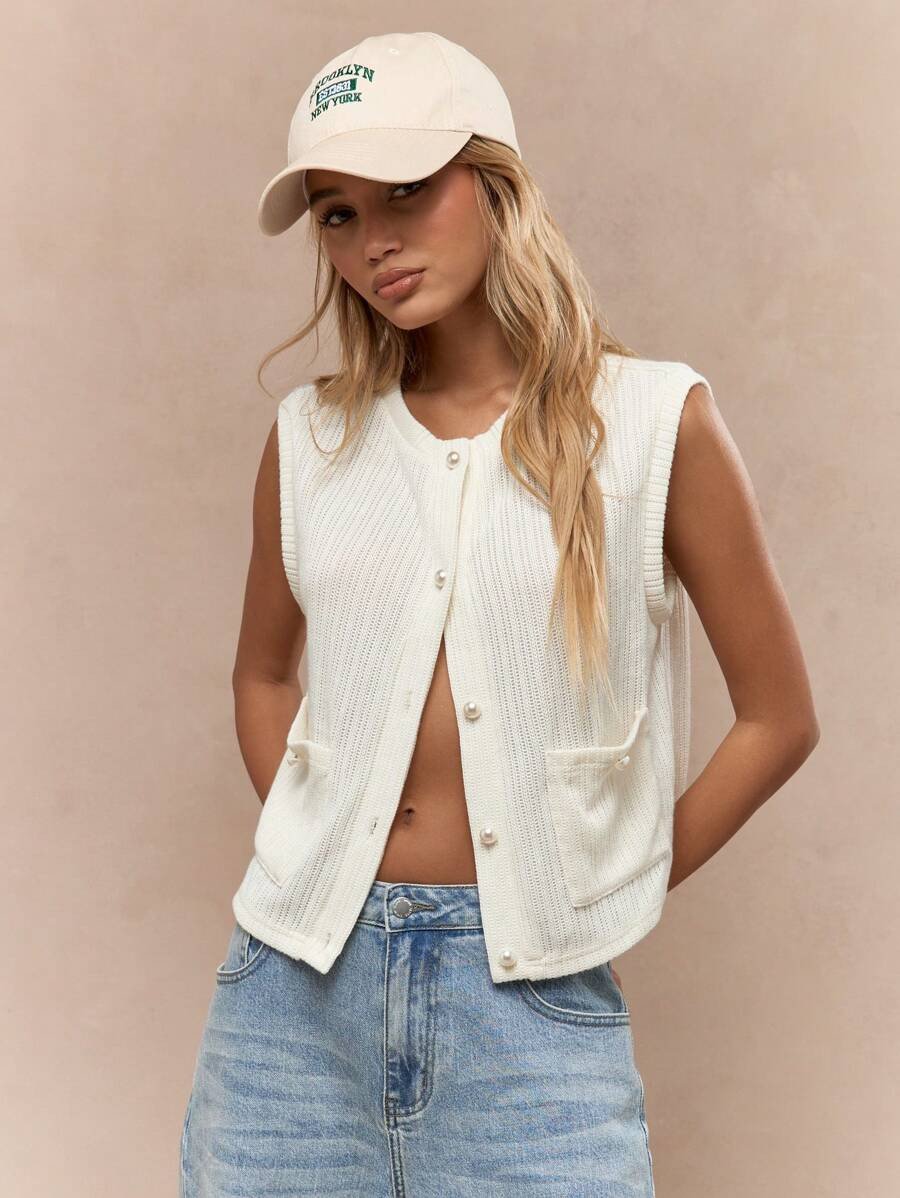 MISSGUIDED Solid Knitted Round Neck Front Button With Pocket Casual Sleeveless Top | SHEIN