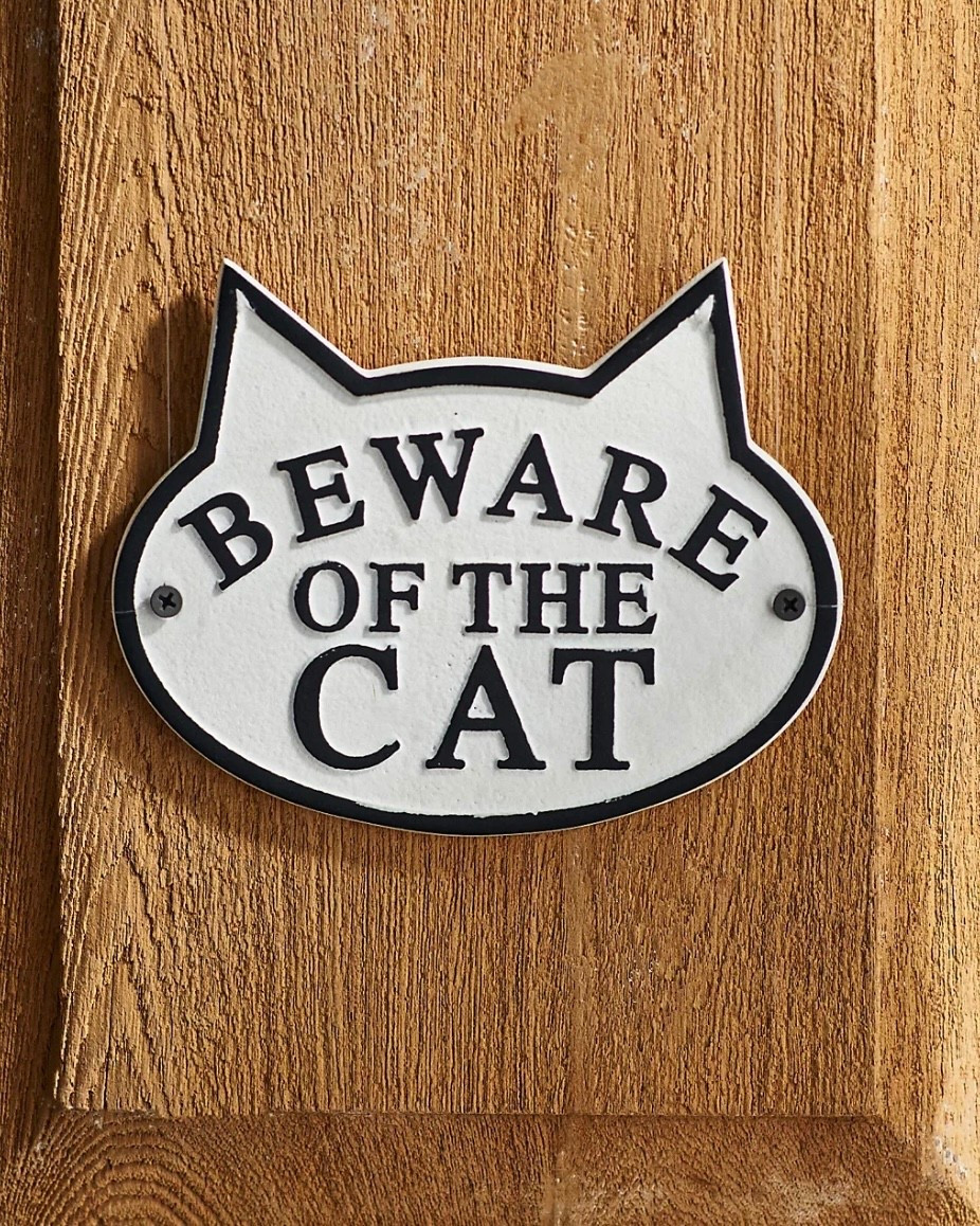 The Anthropologie “Beware of the Cat” Sign is the perfect mix of quirky + chic home decor. Whether you’re a proud cat parent or just love whimsical accents, this little sign adds instant personality to any shelf, entryway, or gallery wall.

It’s funny, it’s charming, and it’s peak “my cat runs this house” energy — which, let’s be honest… accurate. 🐈‍⬛✨


#LTKHoliday #LTKCyberWeek #LTKGiftGuide
