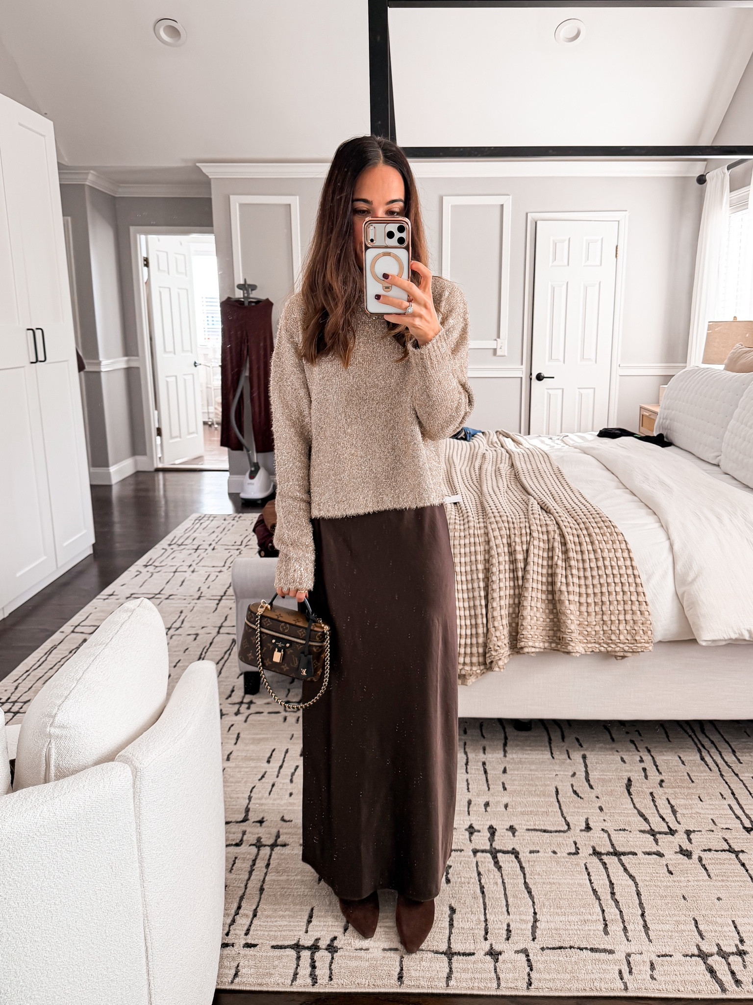 Cozy + elevated 🤎 Wearing a soft sweater (S) with this stretchy maxi skirt (XS). Such a good Thanksgiving outfit! 

#LTKGiftGuide #LTKCyberWeek #LTKHoliday