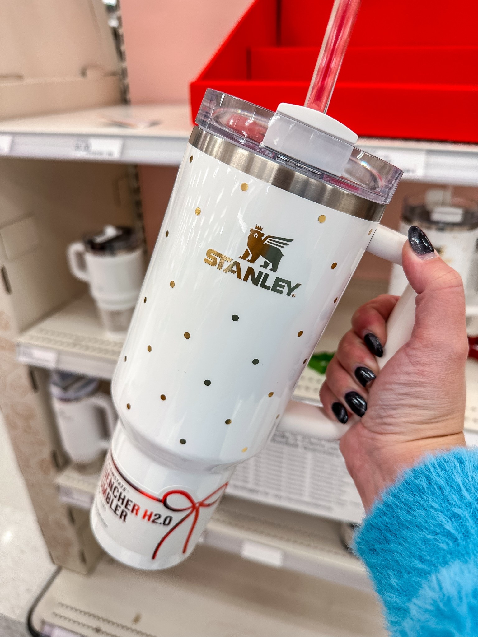 🎁 Holiday drop alert!
The Stanley x Target collab is here and it’s giving major ✨gift-goals✨ vibes.
This gold-dot tumbler is the cutest festive neutral — perfect for cocoa, coffee, or wrapping up for your bestie. ☕💛

#StanleyCup #TargetHoliday #TargetFinds #LTKHoliday #Kaycdello #LTKGiftGuide

#LTKHoliday #LTKGiftGuide #LTKCyberWeek