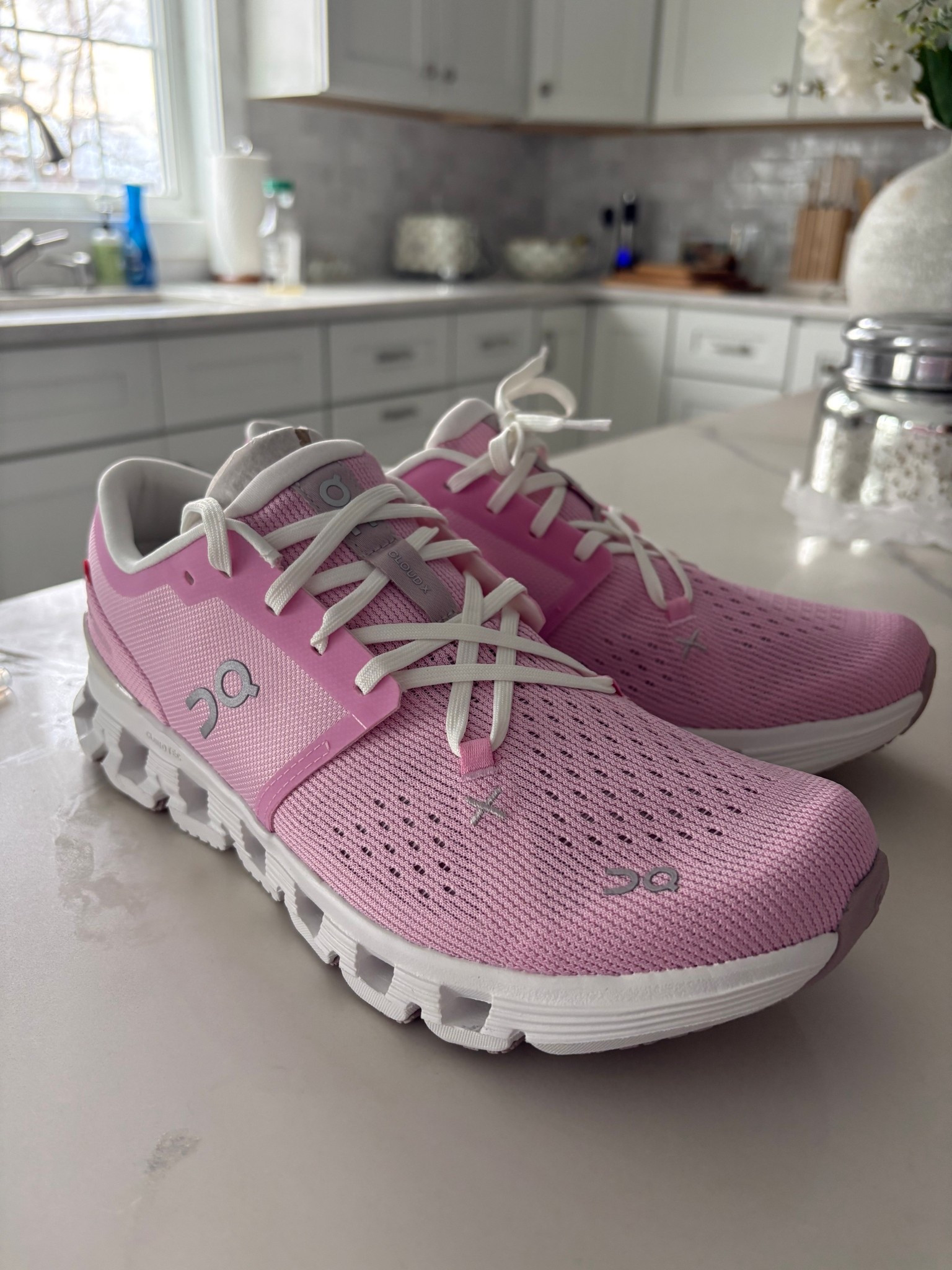 OnCloud pink sneakers 

#LTKselfcare #LTKmomlife