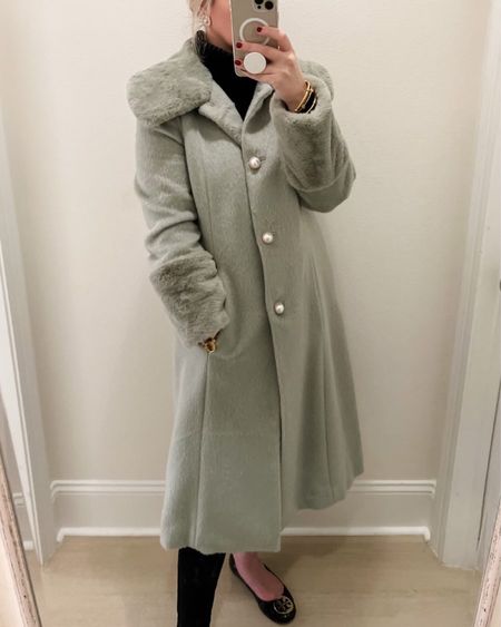 I am 5’8, 150ish lbs: ⭐️Gray Coat: size 10 ⭐️Cole Haan cashew coat: size Large ⭐️Ralph Lauren houndstooth: size Large ⭐️Barrnardo packable hooded jacket: Large A friend requested some coats and jackets, so here are some favorites of mine! The puffer jacket that is an additional 25% off with promo code is one that I bought for snowy, freezing weather. The brown houndstooth jacket and the last puffer coat are a bit more lightweight. The gray is a beautiful dress coat that is warm and perfect to have for holiday dinners and parties. 🎀TO SHOP: Click the link in my profile above and tap “⭐️Shop my Instagram posts.” (Commissionable link)

#LTKSeasonal #LTKsalealert #LTKHoliday