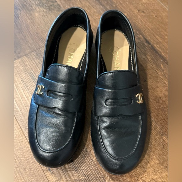 CHANEL Black Soft Leather Slip-On Loafers with CC detail | Poshmark
