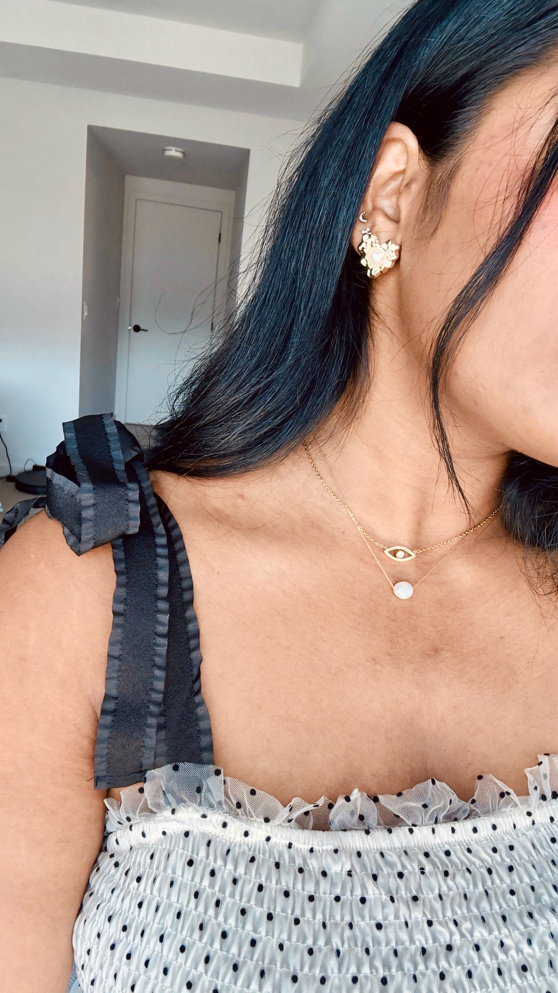 Bows and pearls ✨🐚

#FashionMonth #LTKbeauty #LTKcanada