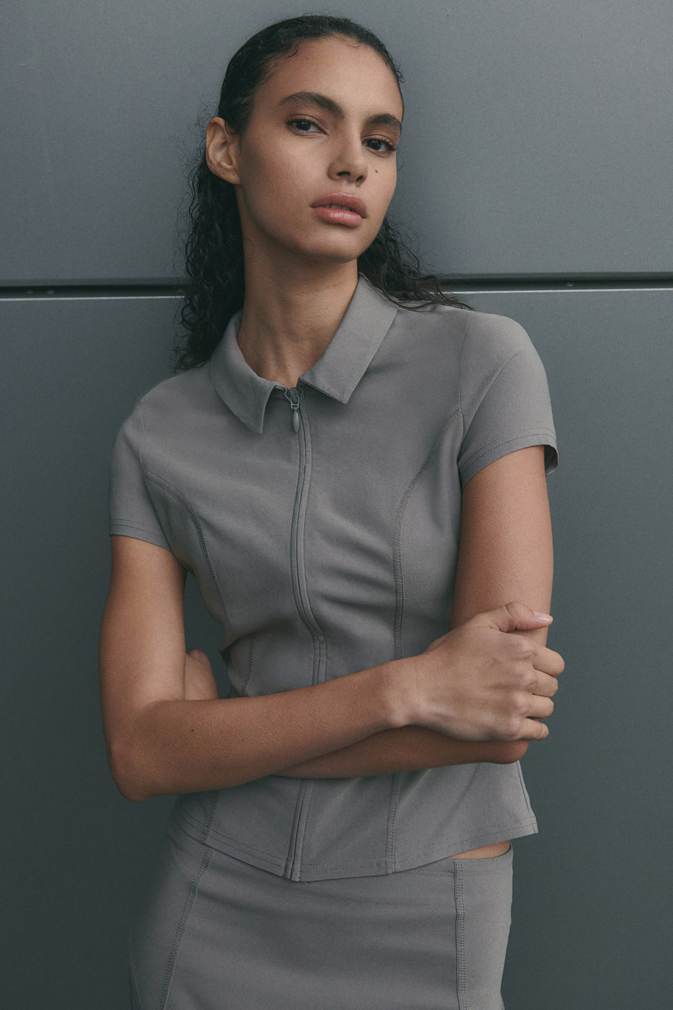 Collared zip-through top - Gray - Ladies | H&M US | H&M (US + CA)