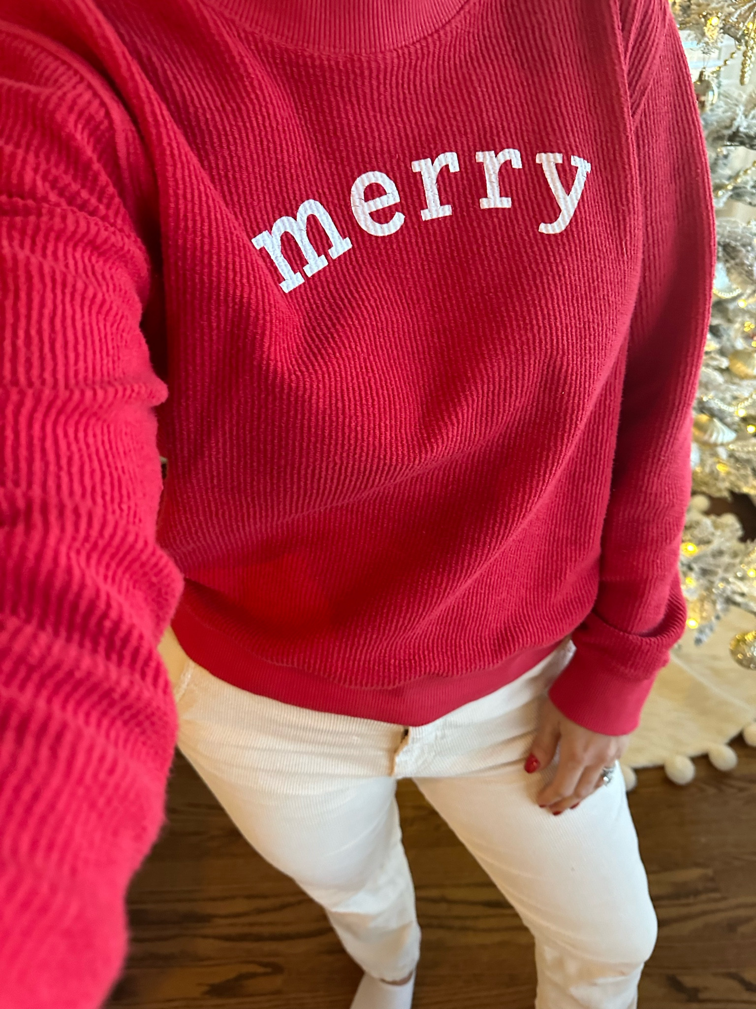 Merry Red Sweatshirtt

#LTKHoliday #LTKSeasonal #LTKparties