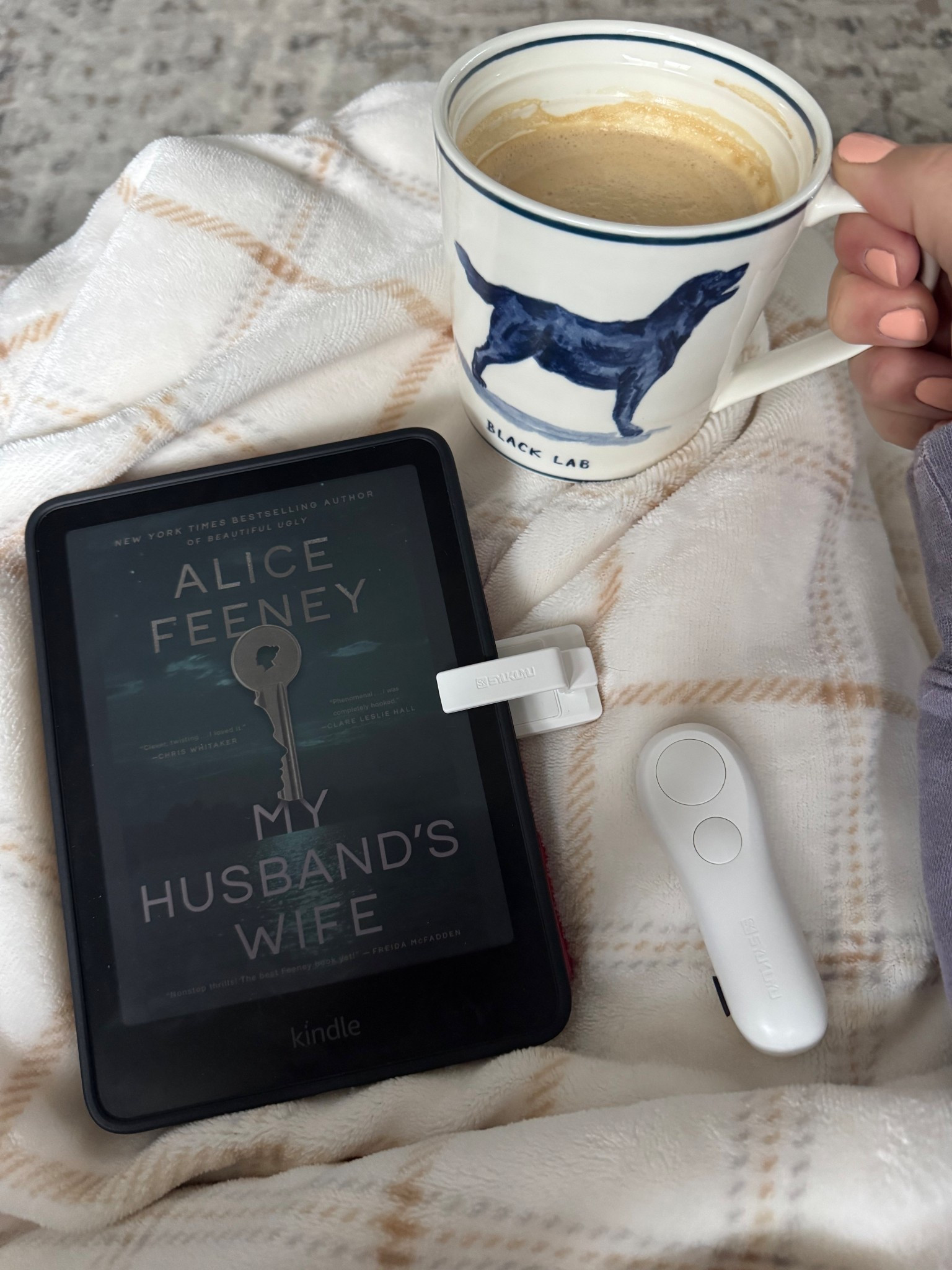 Saturday morning 📚☀️☕️

#LTKselfcare #LTKdayinmylife #LTKmorningroutine