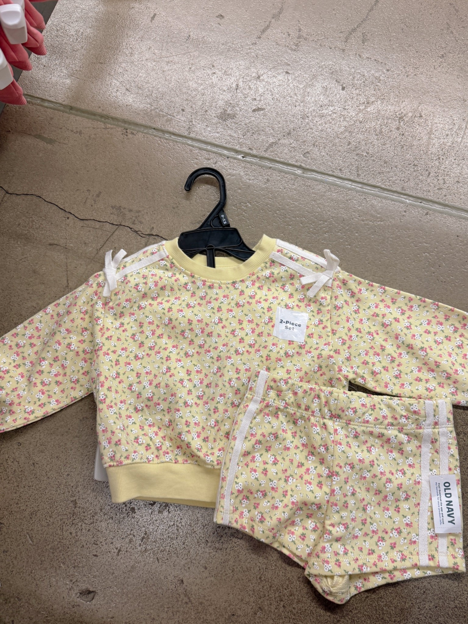 Yellow ditsy floral set 💛