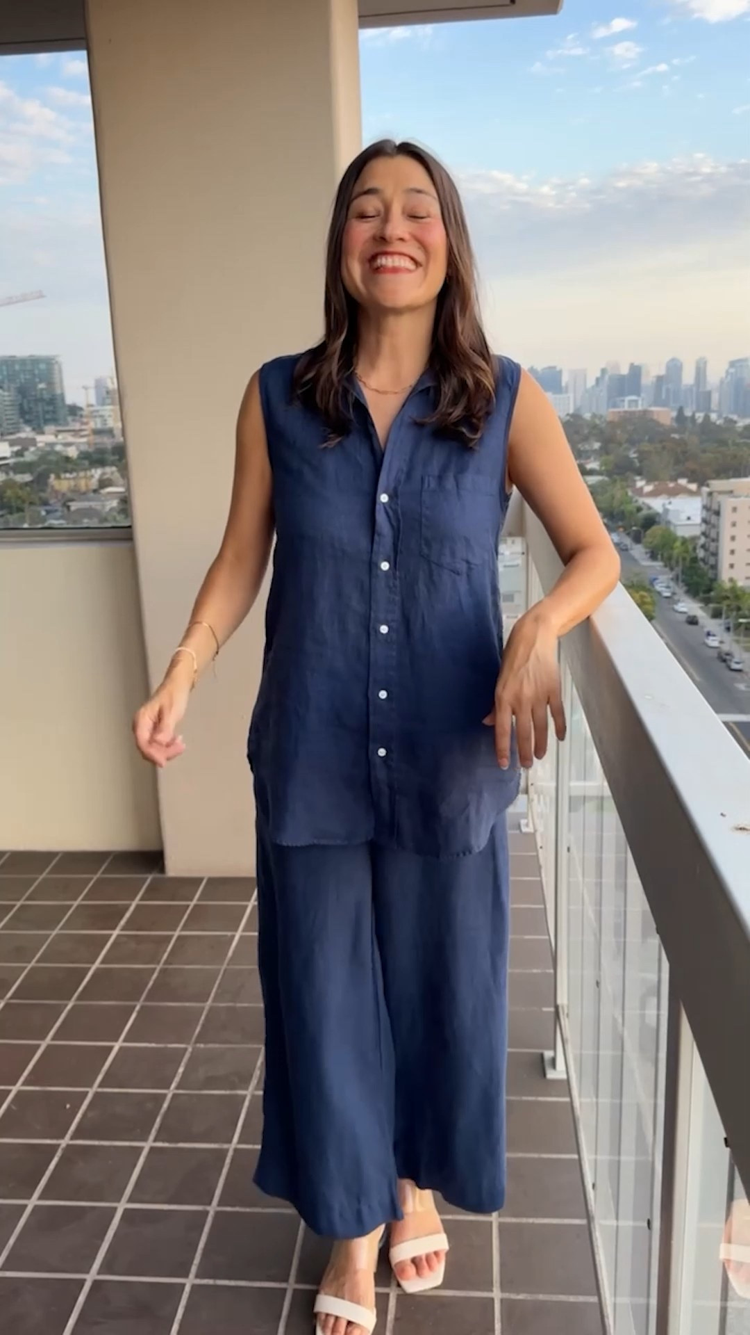 Frank & Eileen favorites: Love this two piece set. Super comfortable and has that intentionally baggy, chic look. Size down if in between sizes. 
@FrankandEileen #FrankandEileenPartner #WearLoveRepeat

#LTKSeasonal #LTKStyleTip #LTKOver40