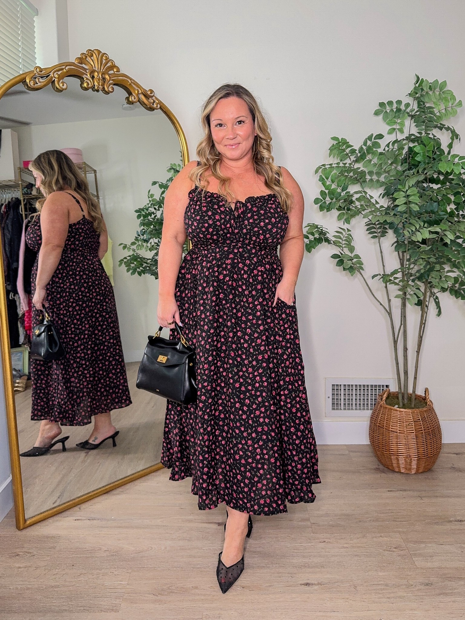 Amazon date night dress 
Size XL 

Spring dress, wedding guest dress, Amazon fashion, Amazon dress, spring outfit, petite style, special occasion dress, date night outfit 

#LTKOver40 #LTKPetite #LTKMidsize